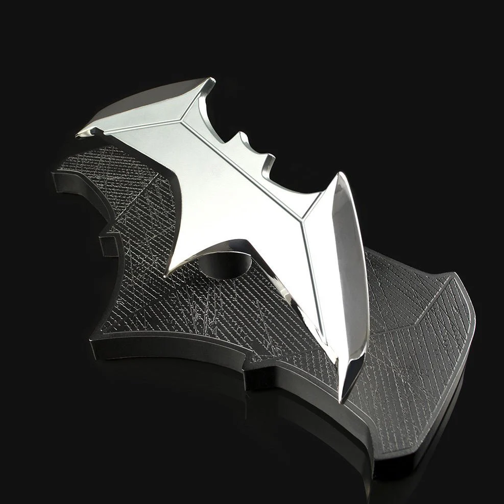 Batman Batarang 1:1 Scale Prop Replica - Image 2