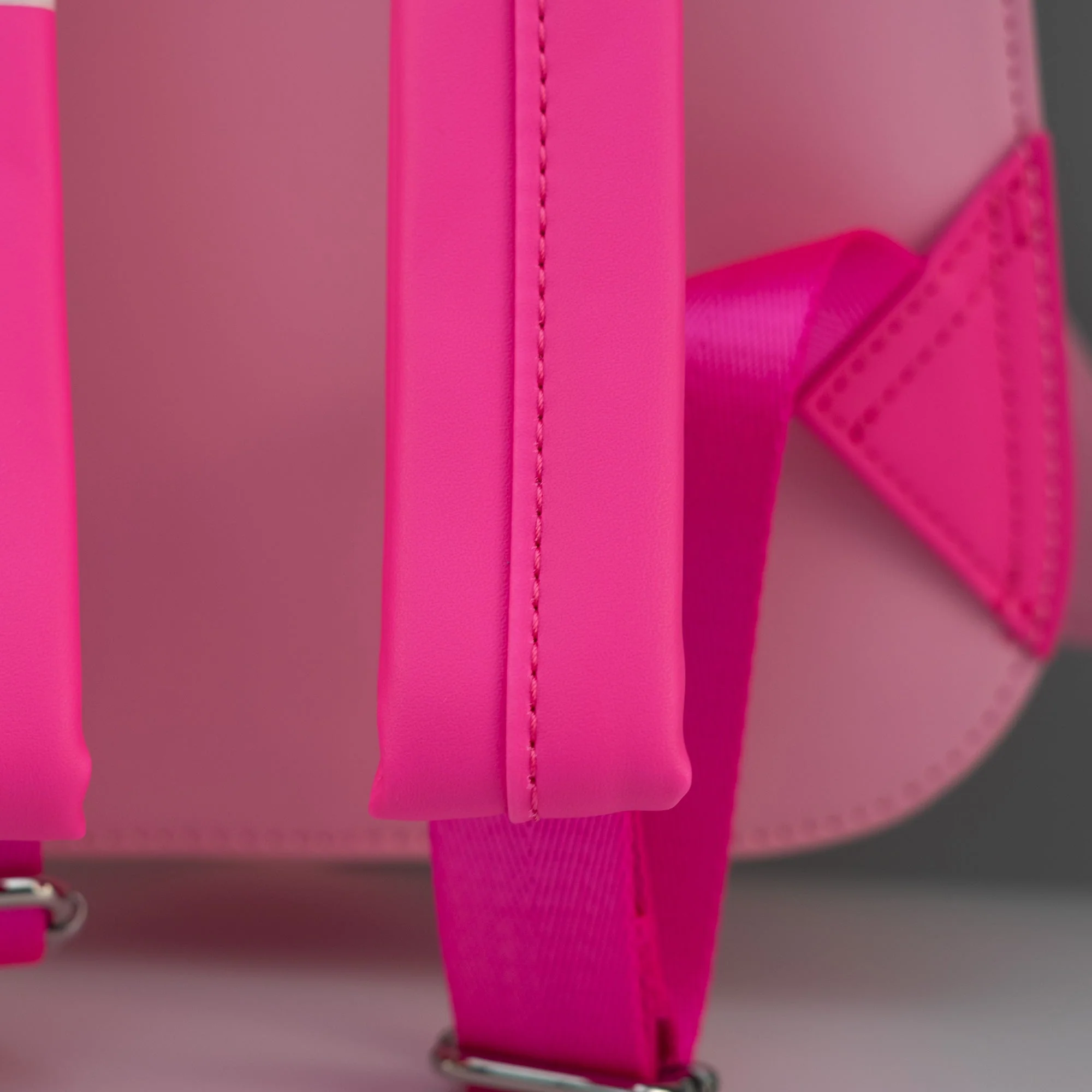 Loungefly x Disney Pastel Ghost Minnie Glow in the Dark Mini Backpack - Image 6