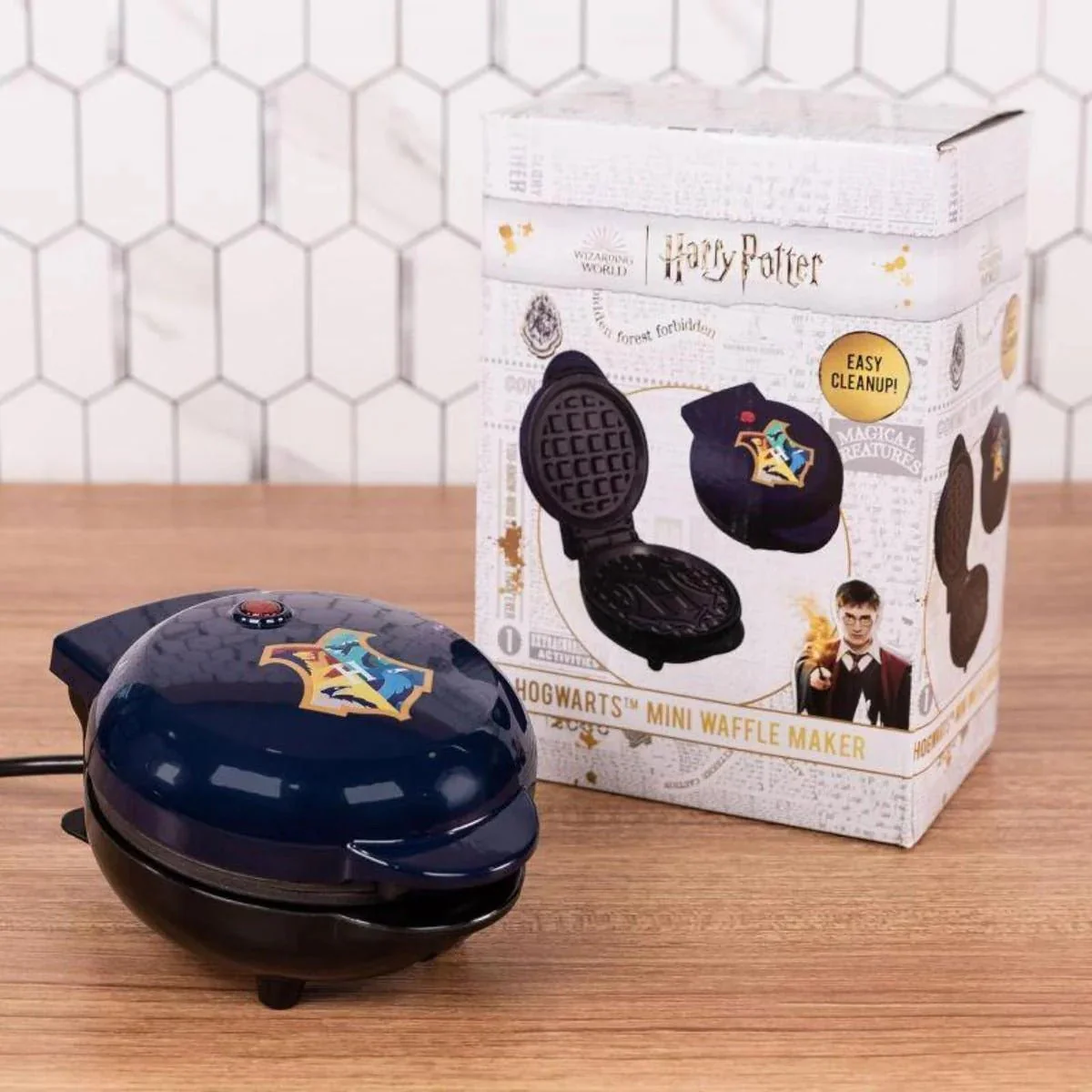 Harry Potter Hogwarts Crest Mini Waffle Maker - Image 6