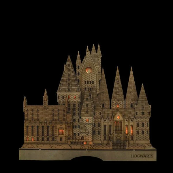 Harry Potter Village - Hogwarts Light Up Centrepiece - Image 2
