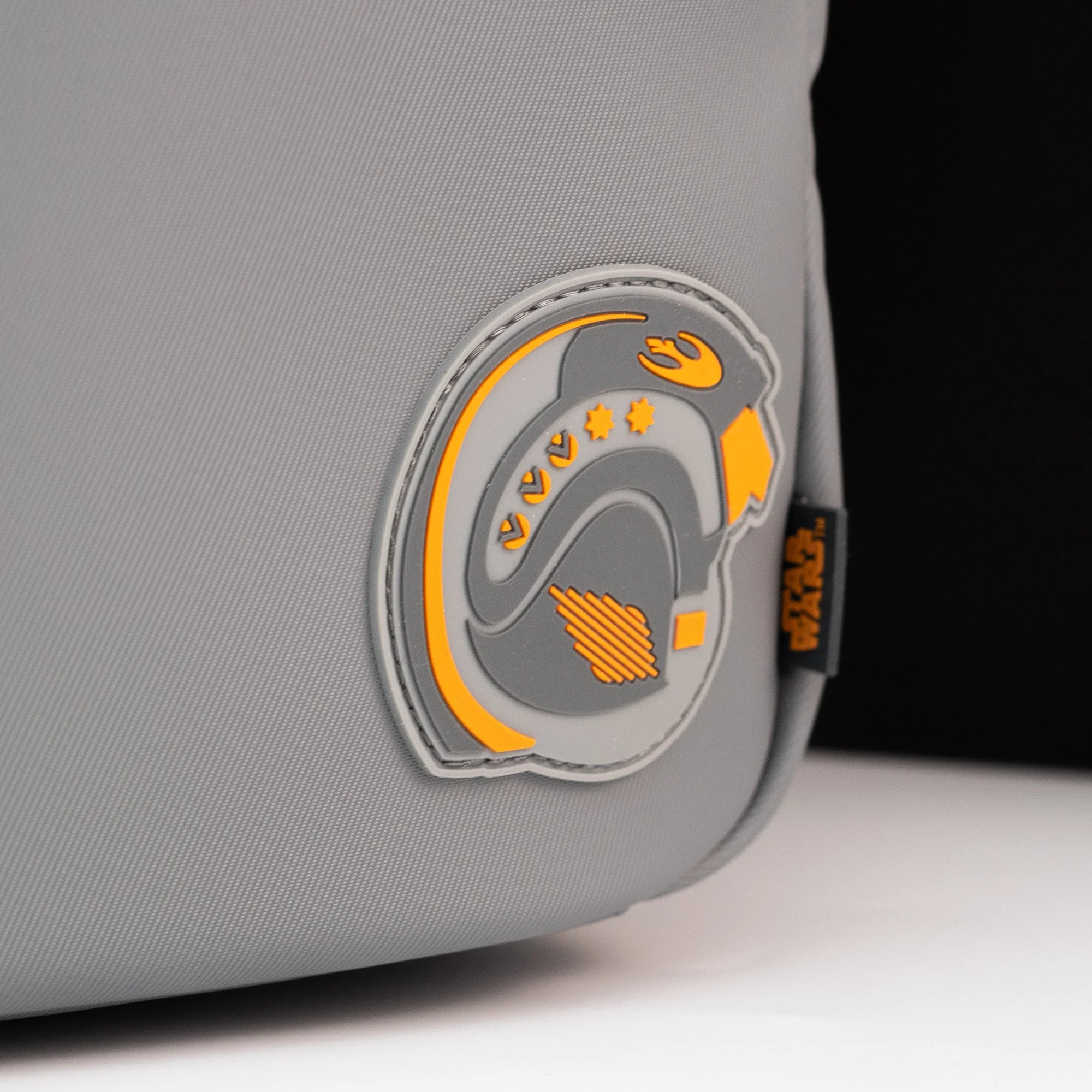 Loungefly Collectiv x Star Wars Rebel Alliance The Everyday Convertible Bag - Image 9