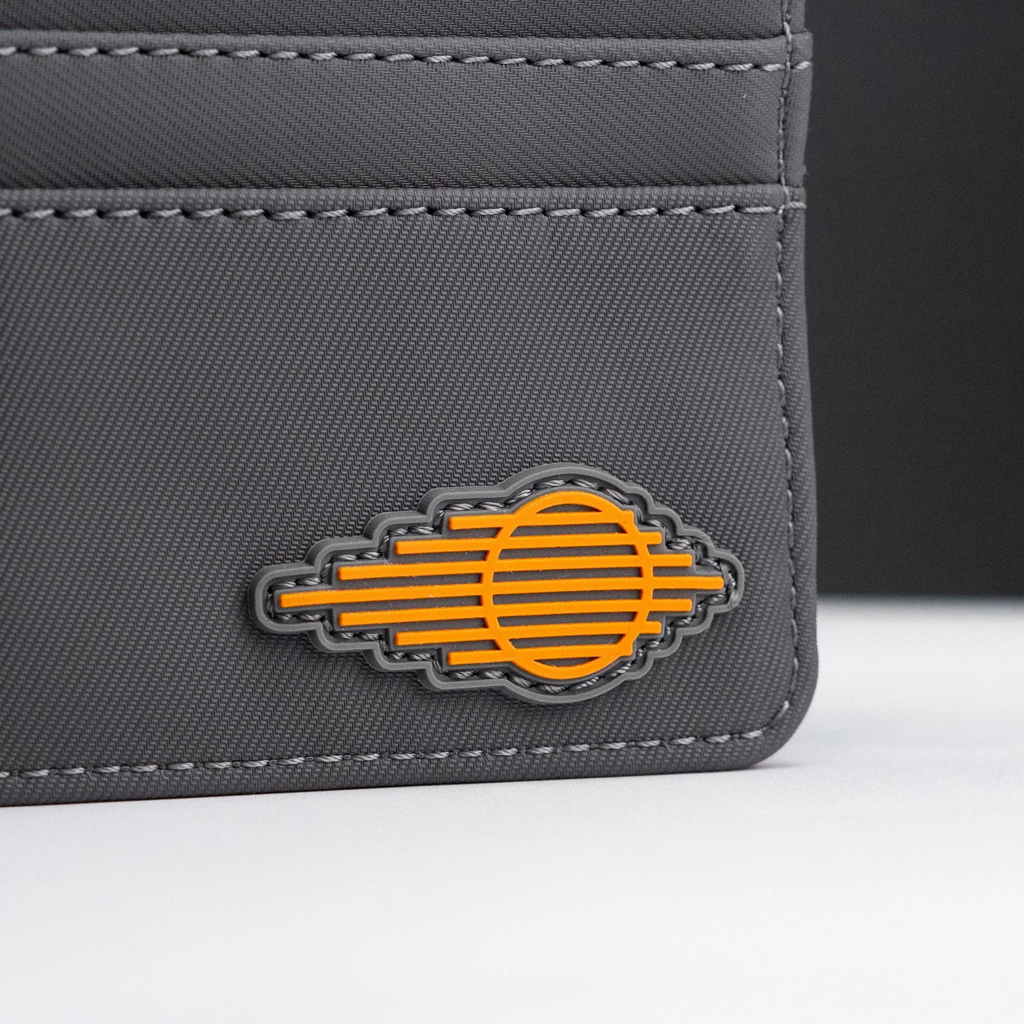 Loungefly Collectiv x Star Wars Rebel Alliance The Minimalist Wallet - Image 5