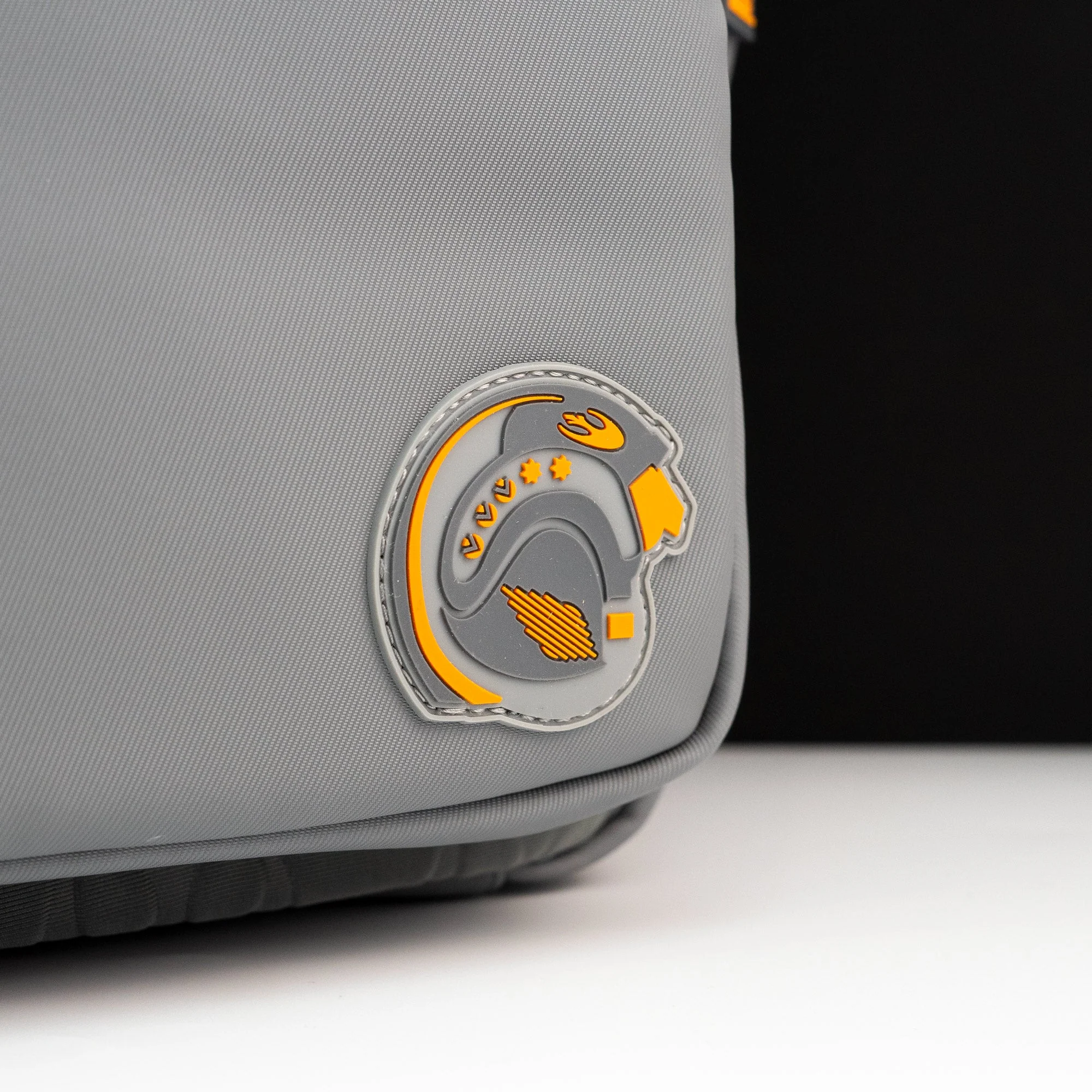 Loungefly Collectiv x Star Wars Rebel Alliance The Multi-Tasker Full Sized Backpack - Image 5