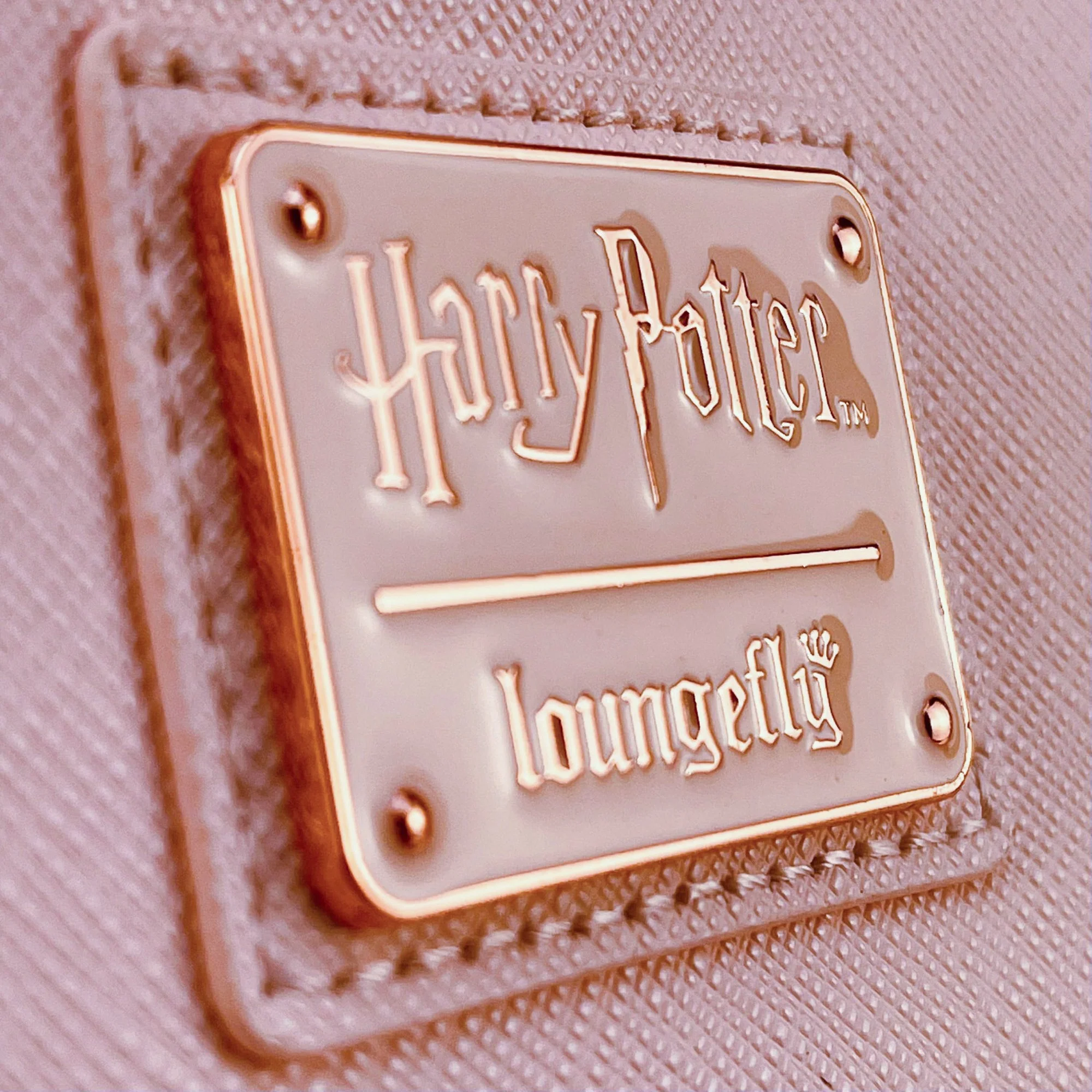 Loungefly x Harry Potter Pink Saffiano Elder Wand Crossbody Handbag - Image 2