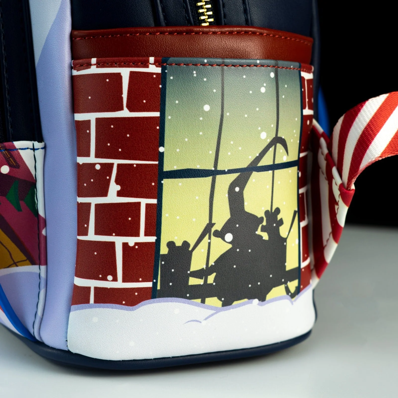 Loungefly The Nightmare Before Christmas - Christmas Town Mini Backpack - Image 4