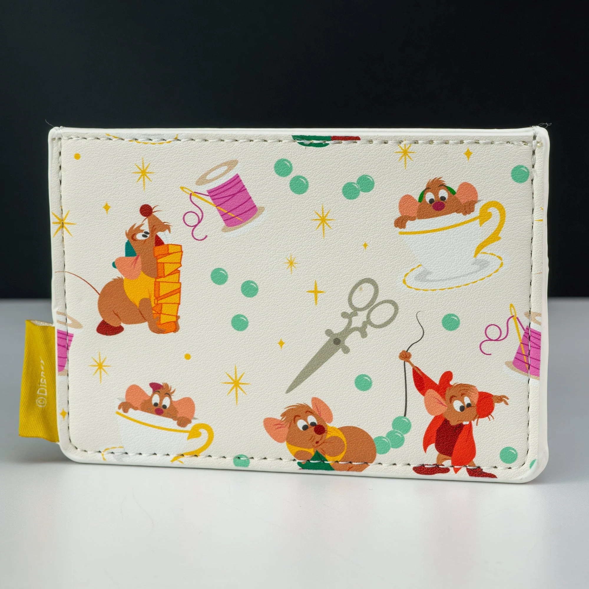 Loungefly x Disney Cinderella Jaq and Gus Teacup Gold Foil Card Holder - Image 2