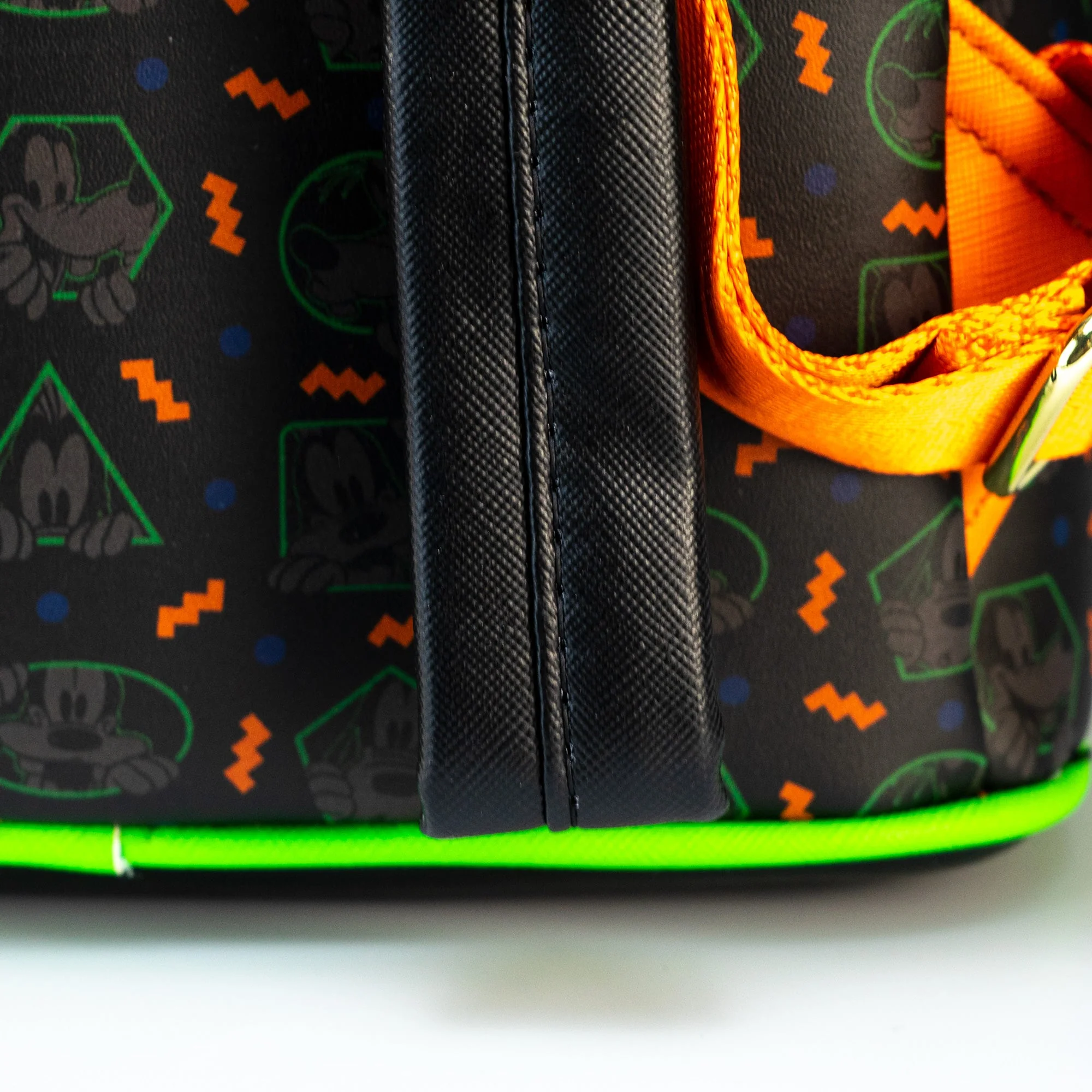 Loungefly x Disney Goofy Sliding Pose Mini Backpack - Image 6