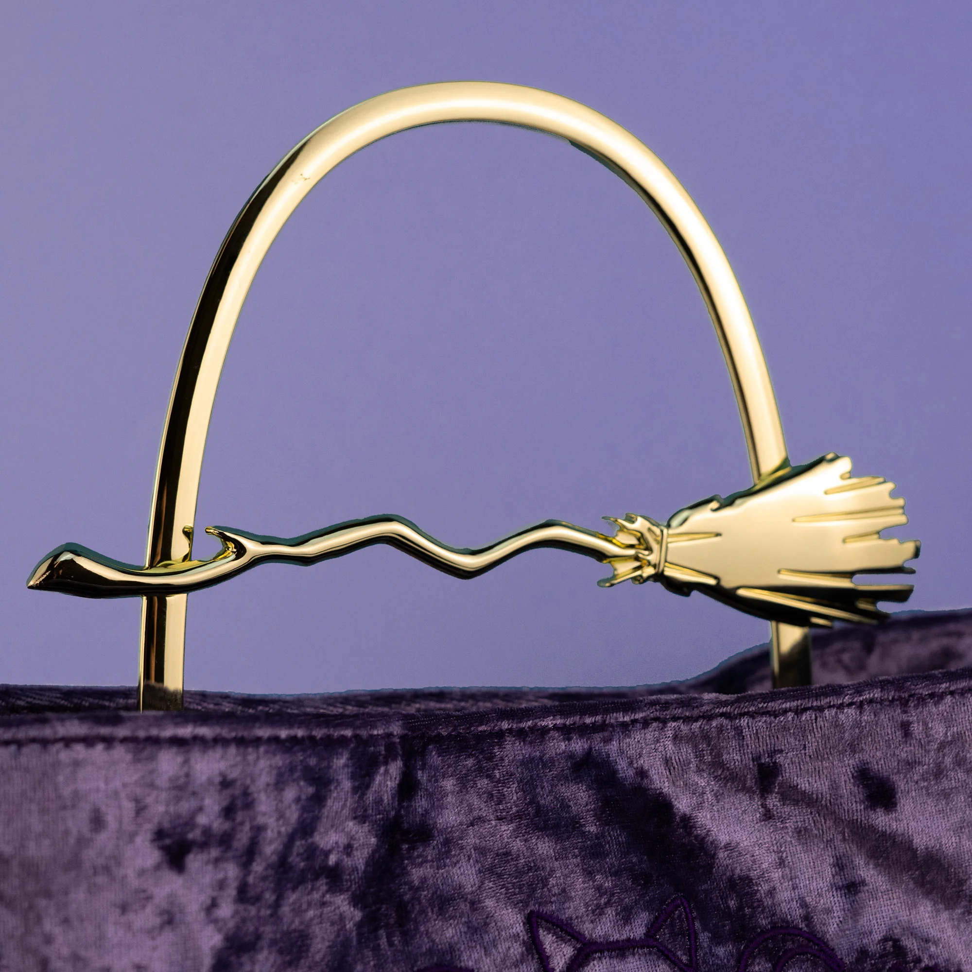 Loungefly x Disney Hocus Pocus Velvet Broom Handle Handbag - Image 4