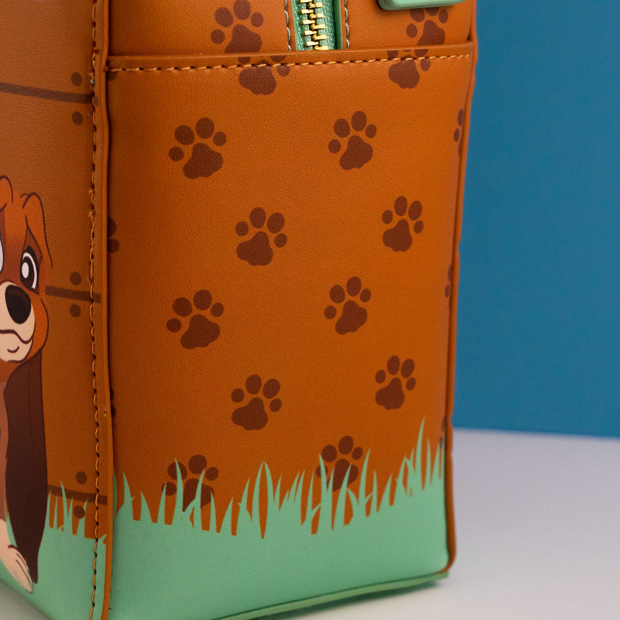 Loungefly x Disney I Heart Disney Dogs Crossbody Bag - Image 4
