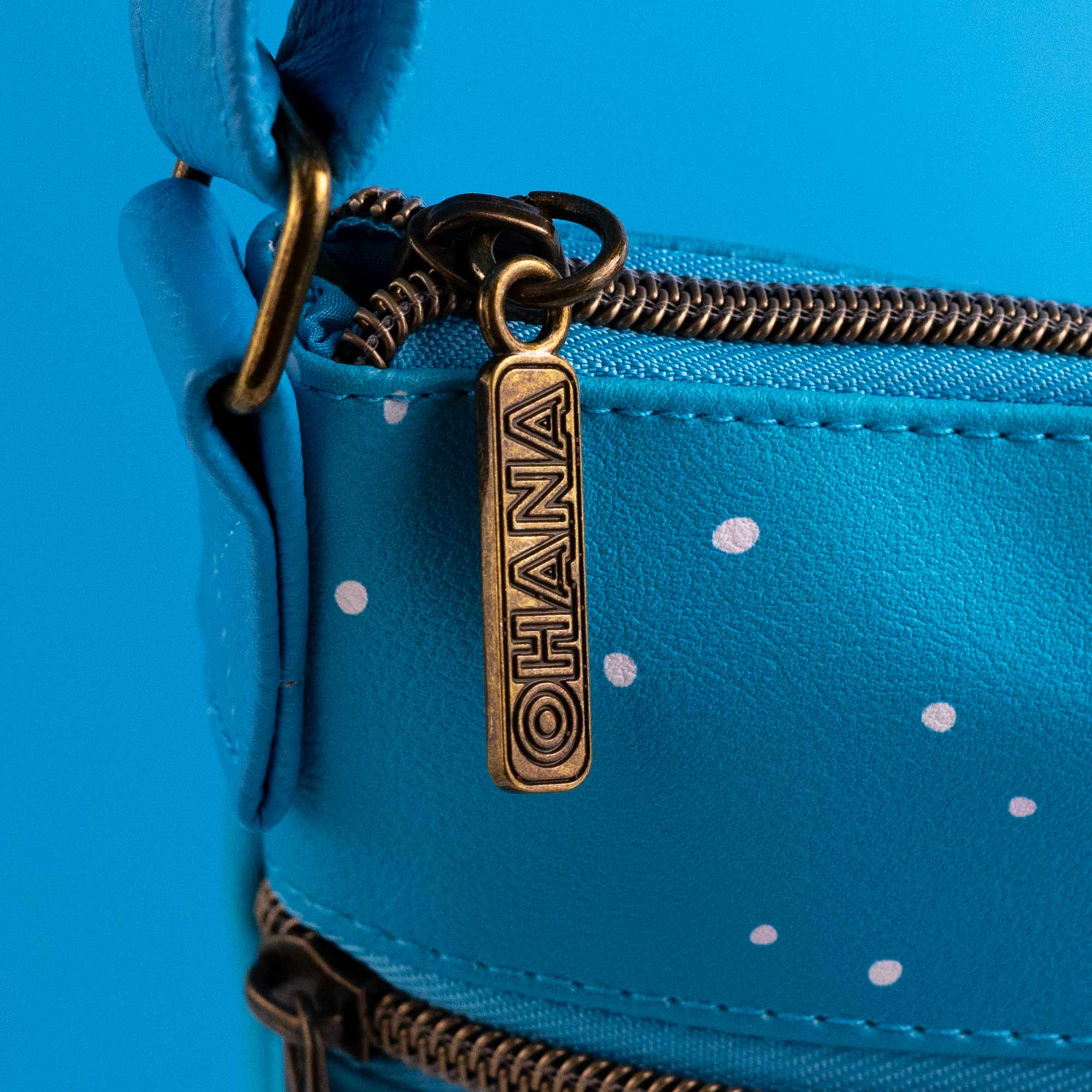 Loungefly x Disney Lilo and Stitch Carved Wood Tiki Stitch Passport Bag - Image 6