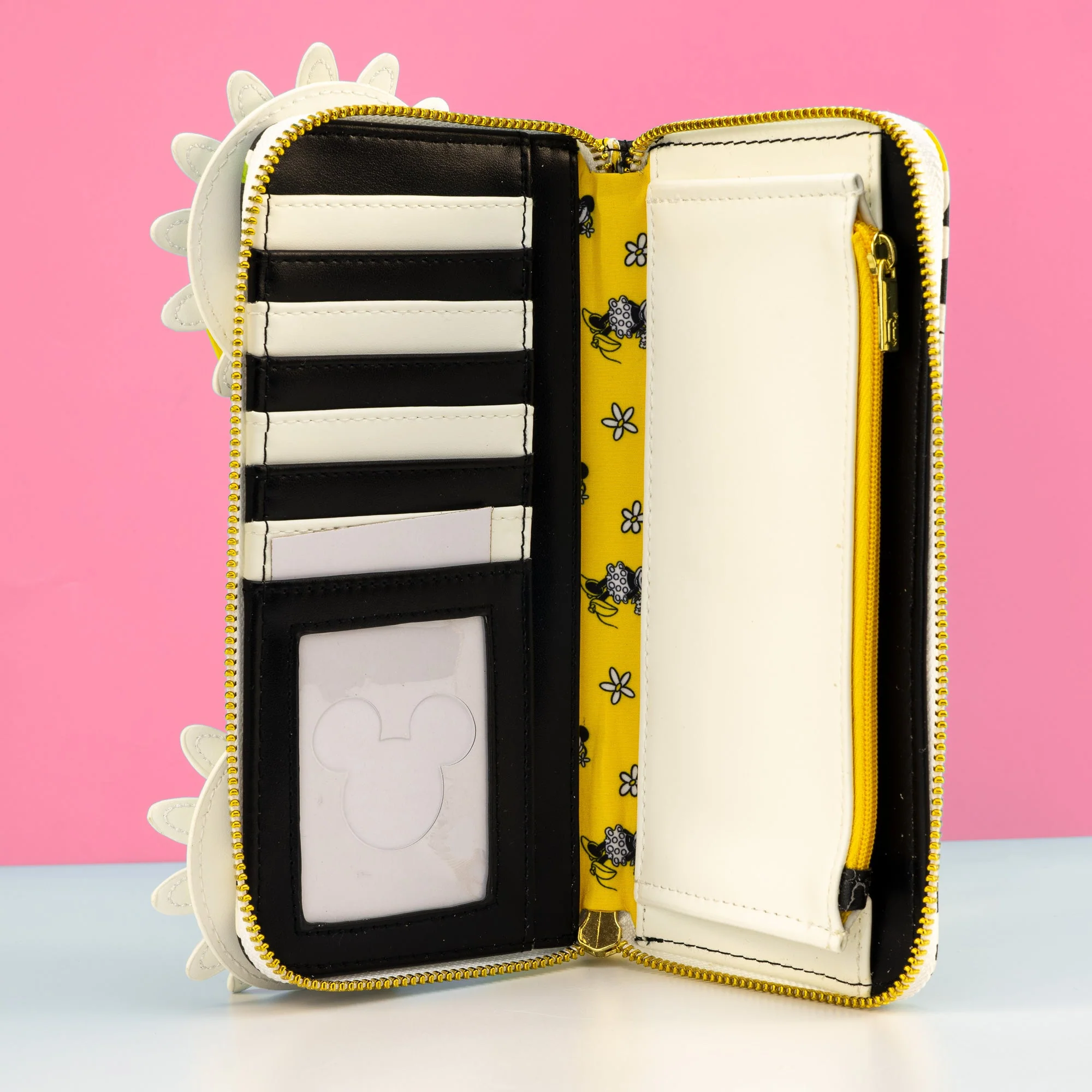 Loungefly x Disney Minnie Mouse Daisies Purse - Image 3