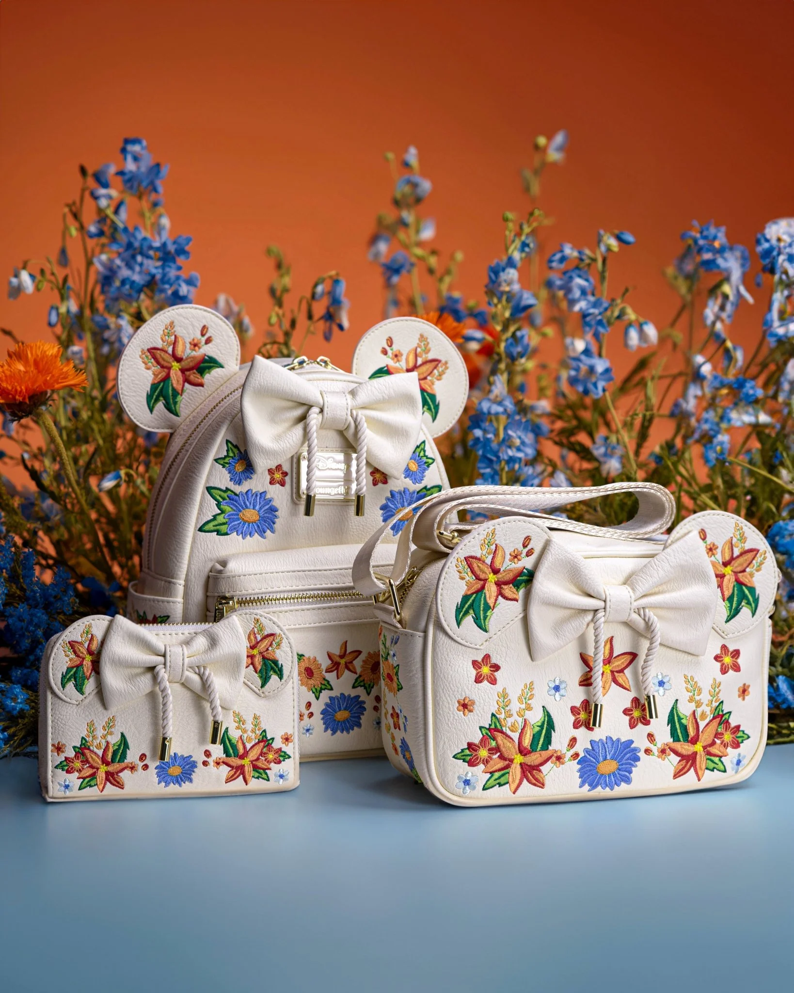 Loungefly x Disney Minnie Mouse Floral Tassel Crossbody - Image 9