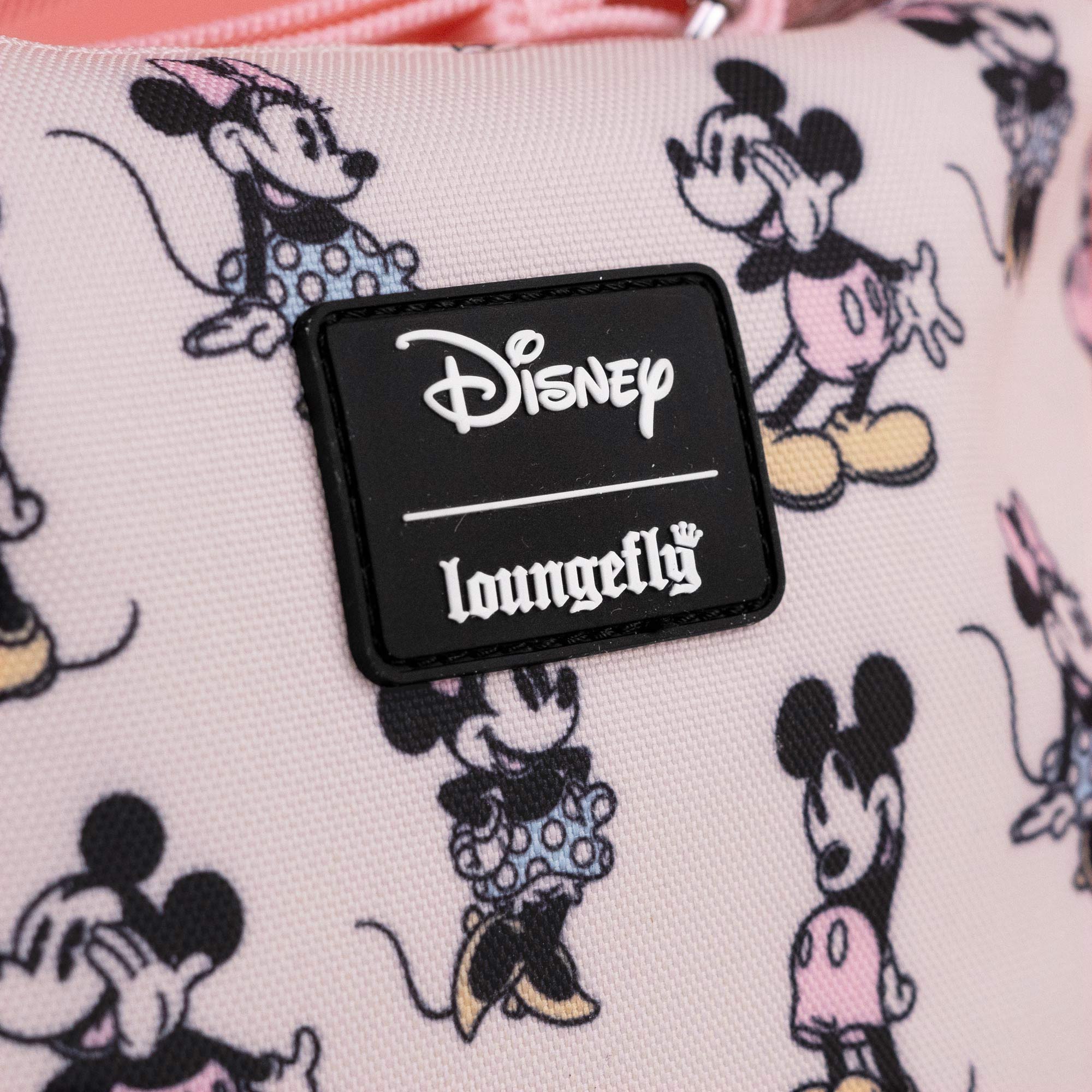 Loungefly x Disney Minnie Mouse Pastel Passport Bag - Image 3