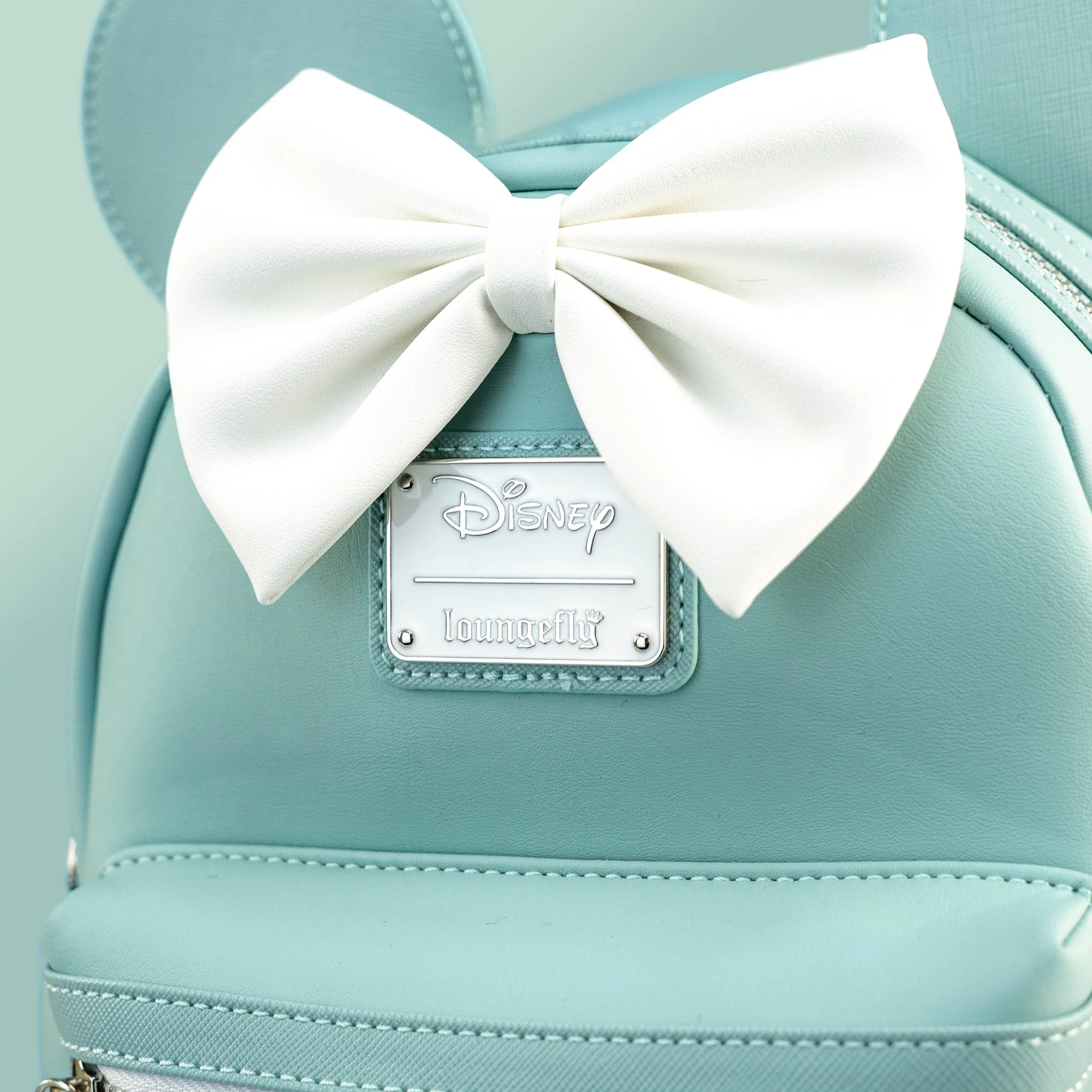 Loungefly x Disney Minnie Mouse Elegance Quilted Mini Backpack - Image 2