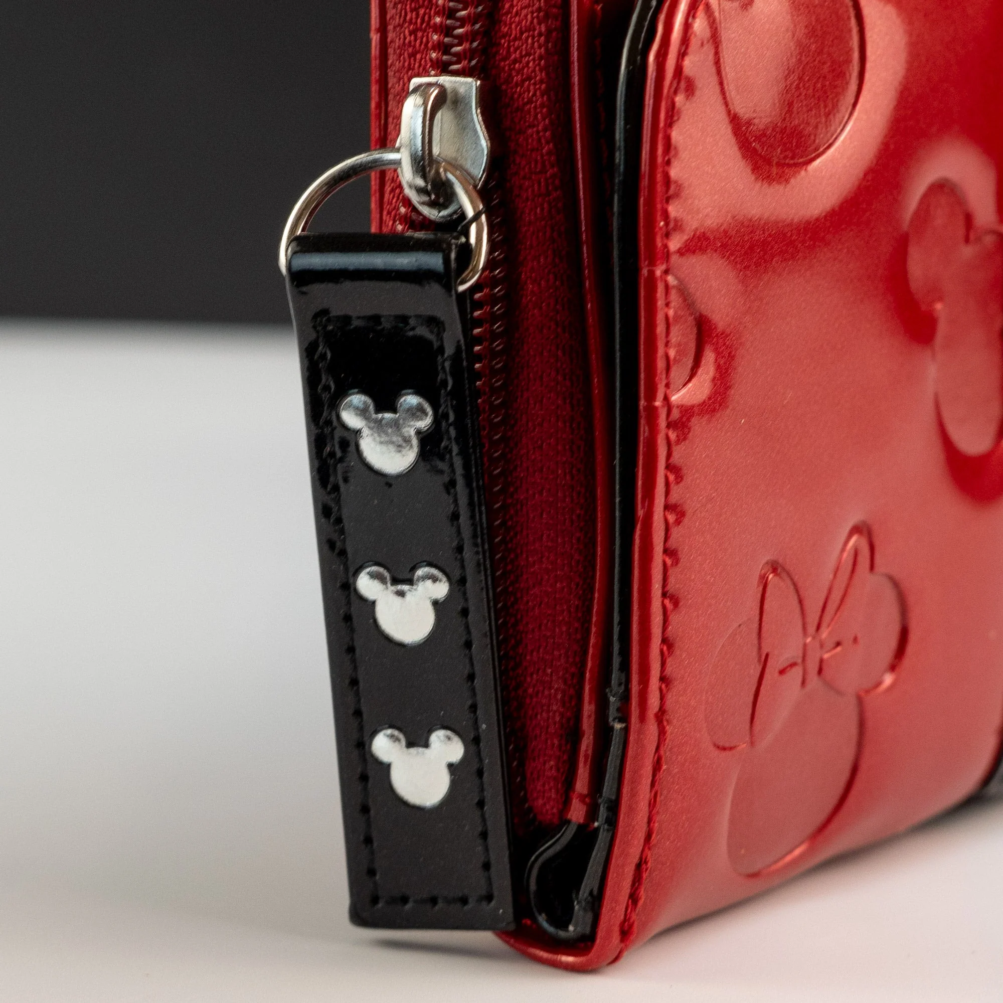 Loungefly x Disney Mickey and Minnie Mouse Red Silhouettes Wallet - Image 5