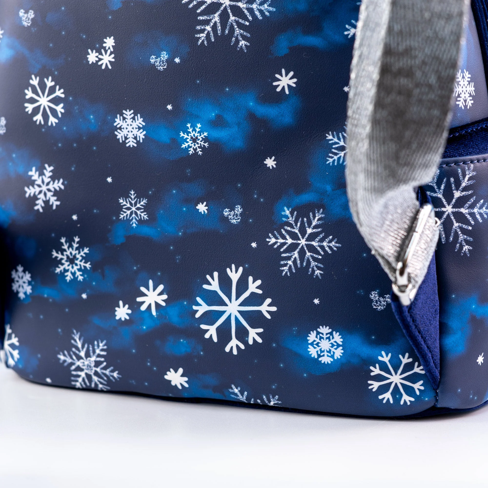 Loungefly x Disney Minnie Mouse Velvet Snowflakes Mini Backpack - Image 5