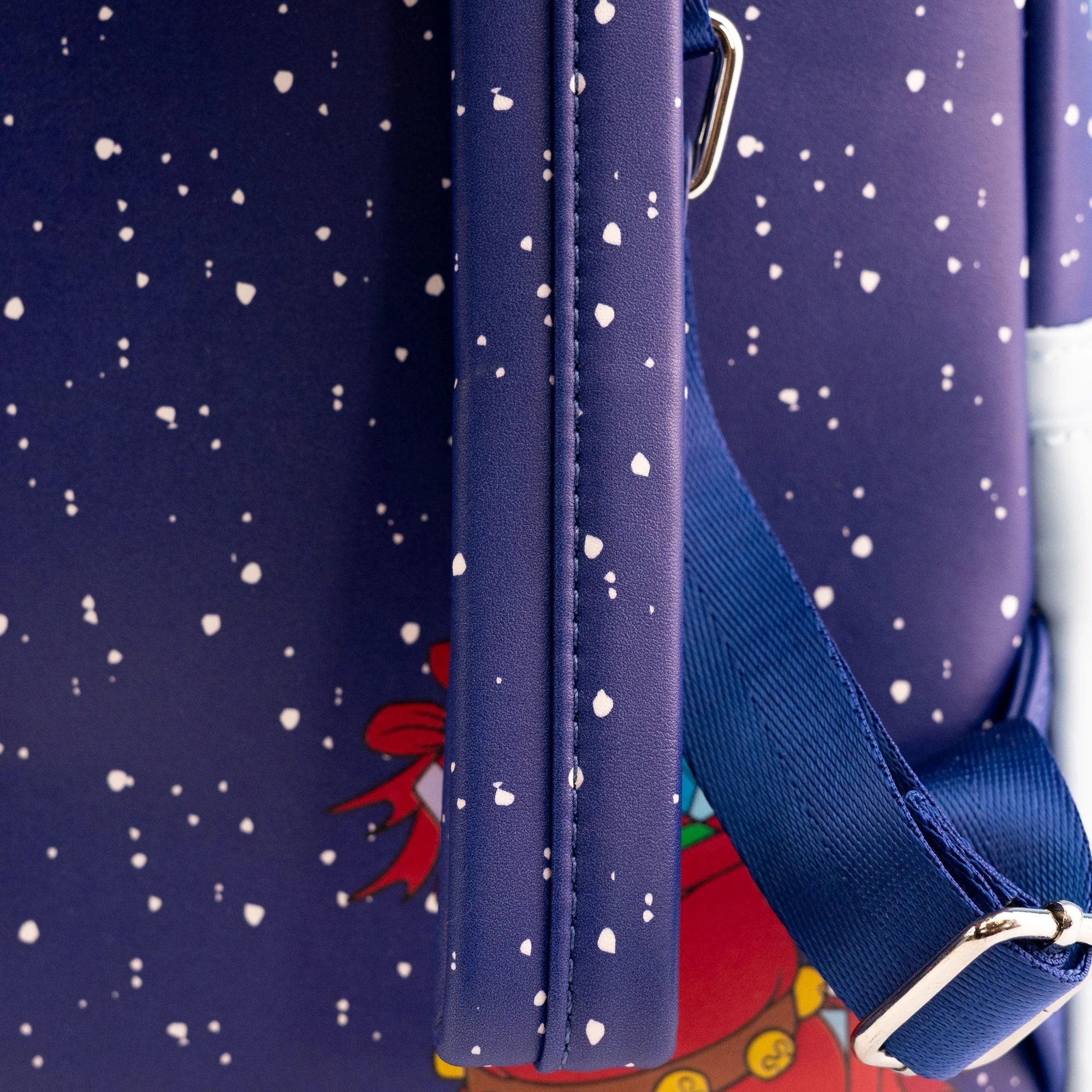 Loungefly x Disney Snow White and the Seven Dwarfs Christmas Scene Backpack - Image 6