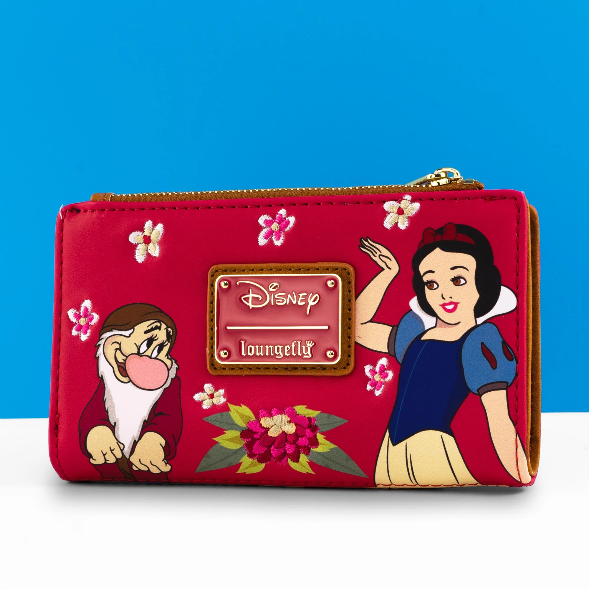 Loungefly x Disney Snow White and the Seven Dwarfs Grumpy Walet - Image 2