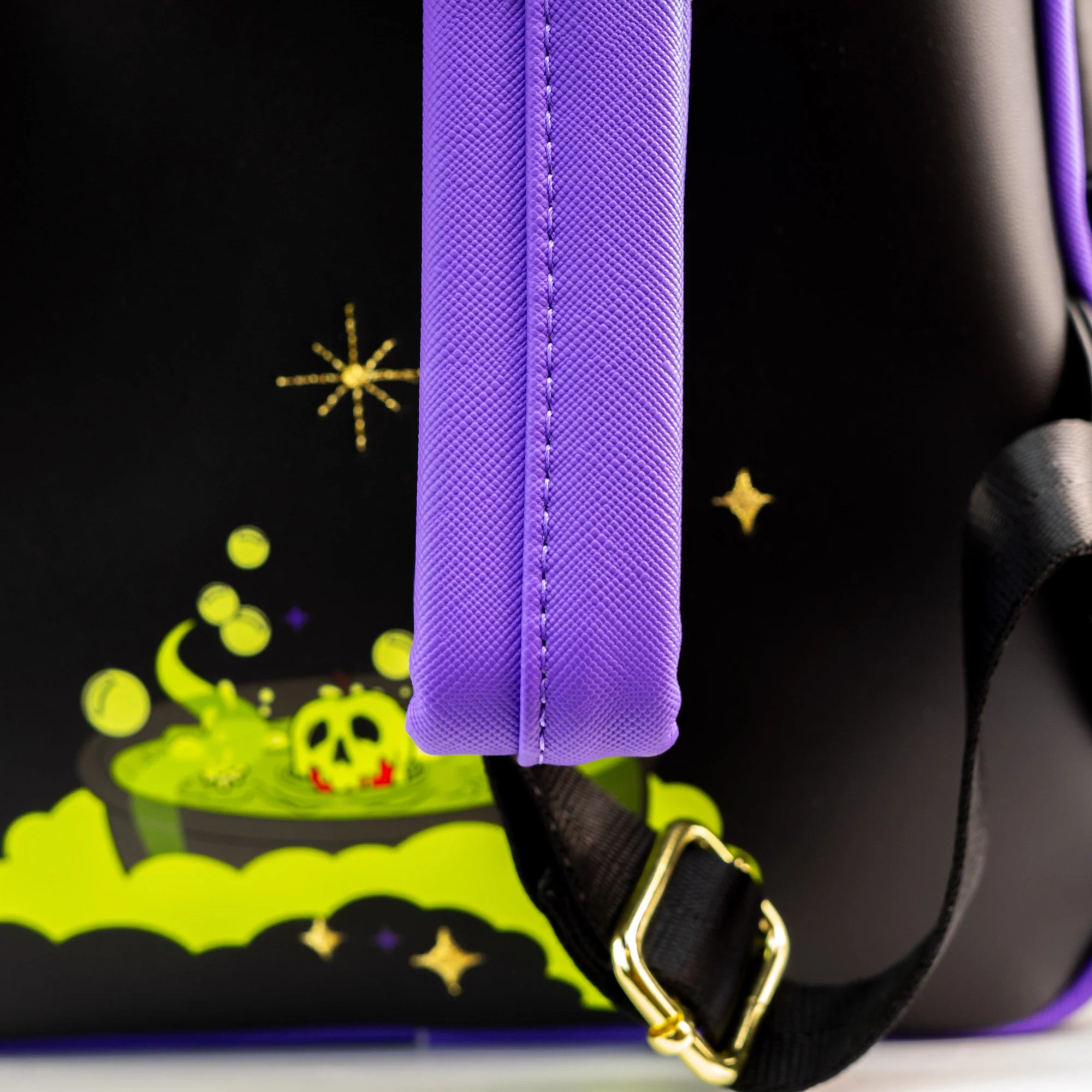 Loungefly x Disney Snow White Evil Queen, Old Hag and Mirror Mini Backpack - Image 5