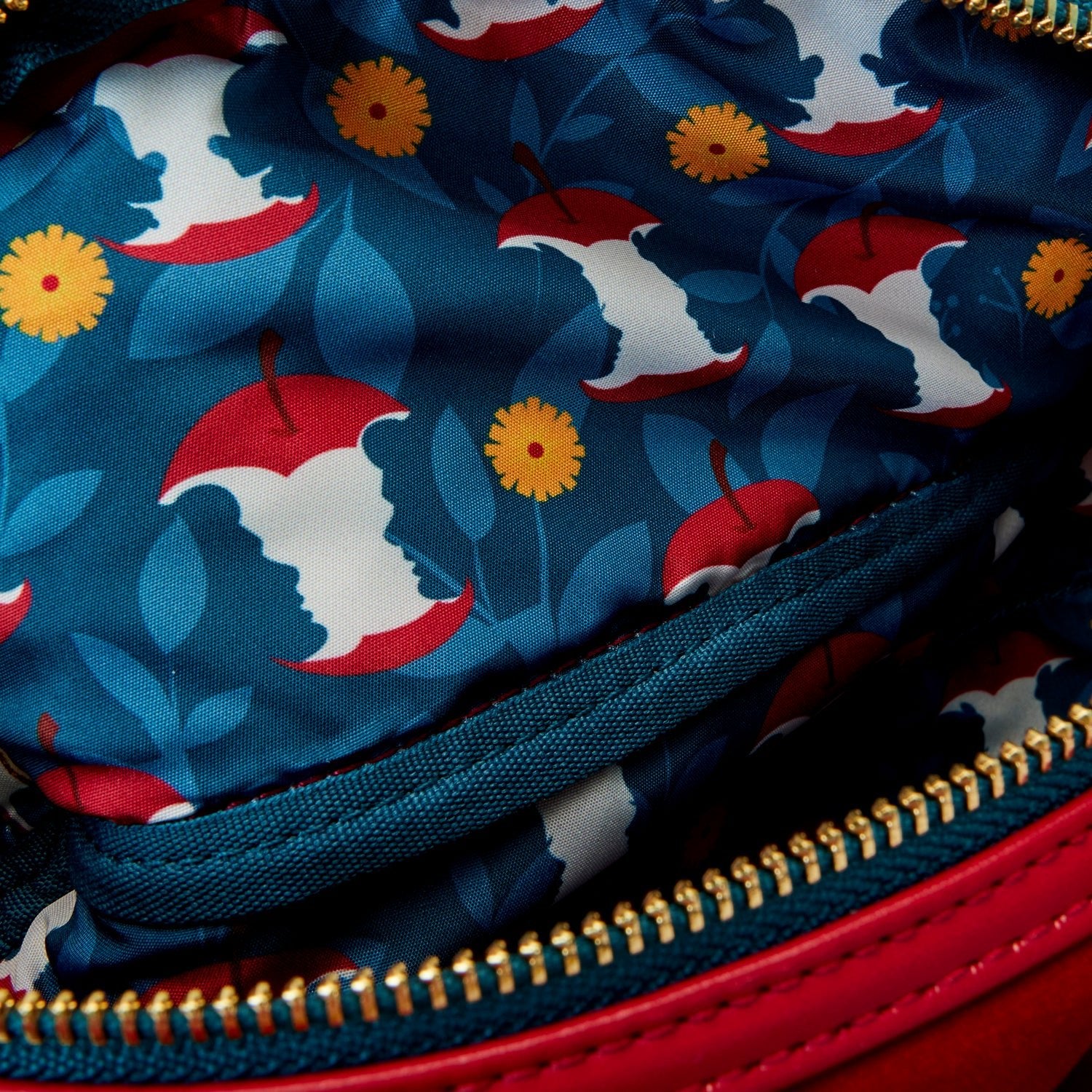 Loungefly x Disney Snow White Velvet Belt Bag (Bum Bag) - Image 7