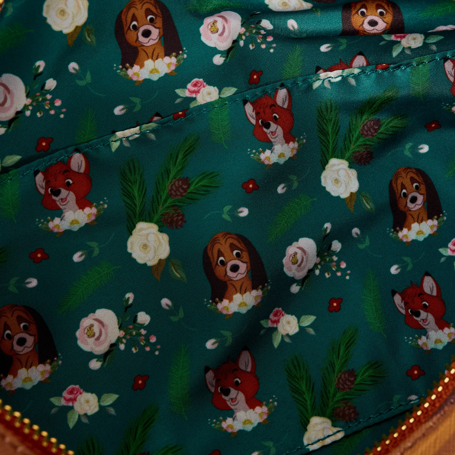 Loungefly x Disney The Fox And The Hound Log Crossbody Bag - Image 6