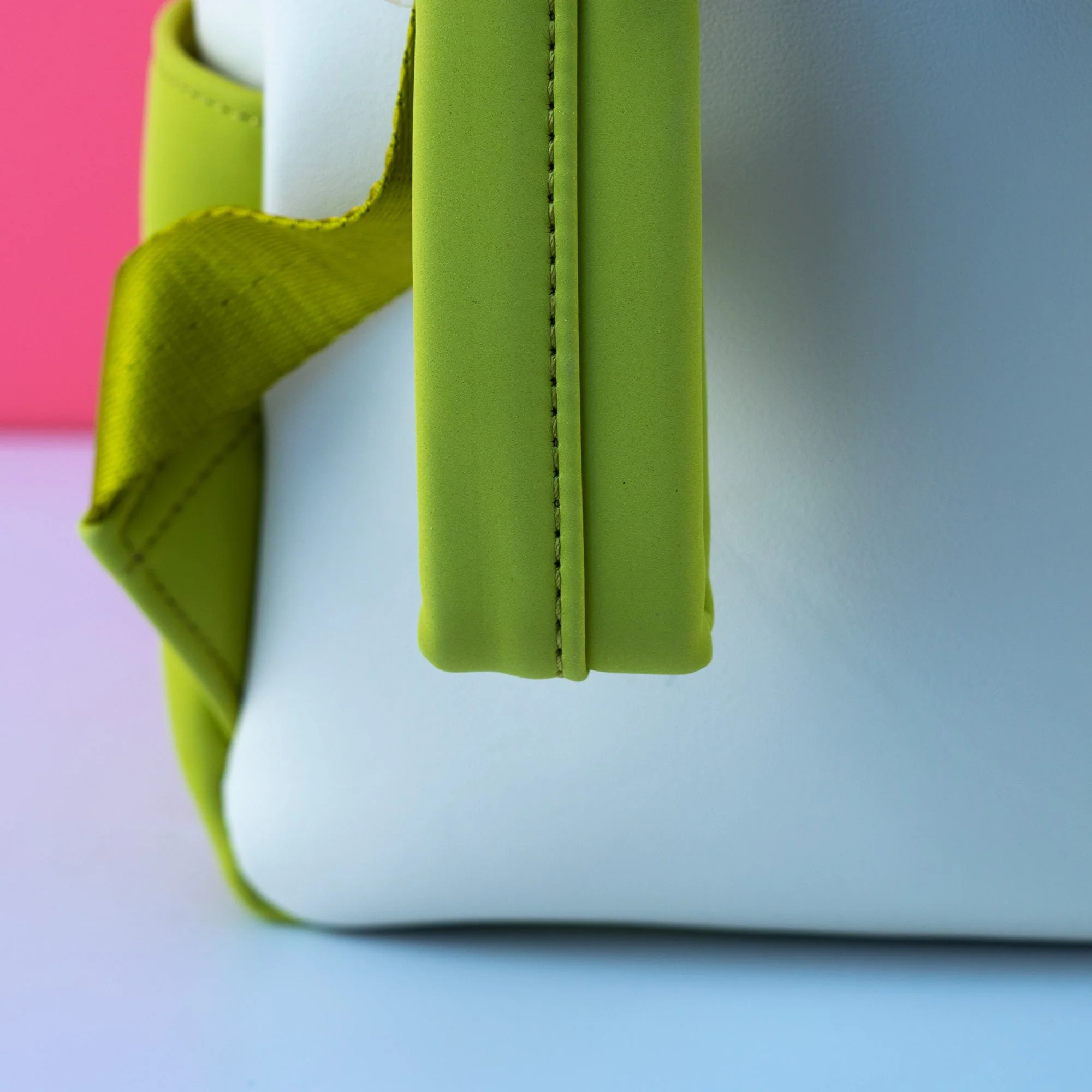 Loungefly x Disney The Princess and the Frog Tiana Wedding Scene Mini Backpack - Image 3
