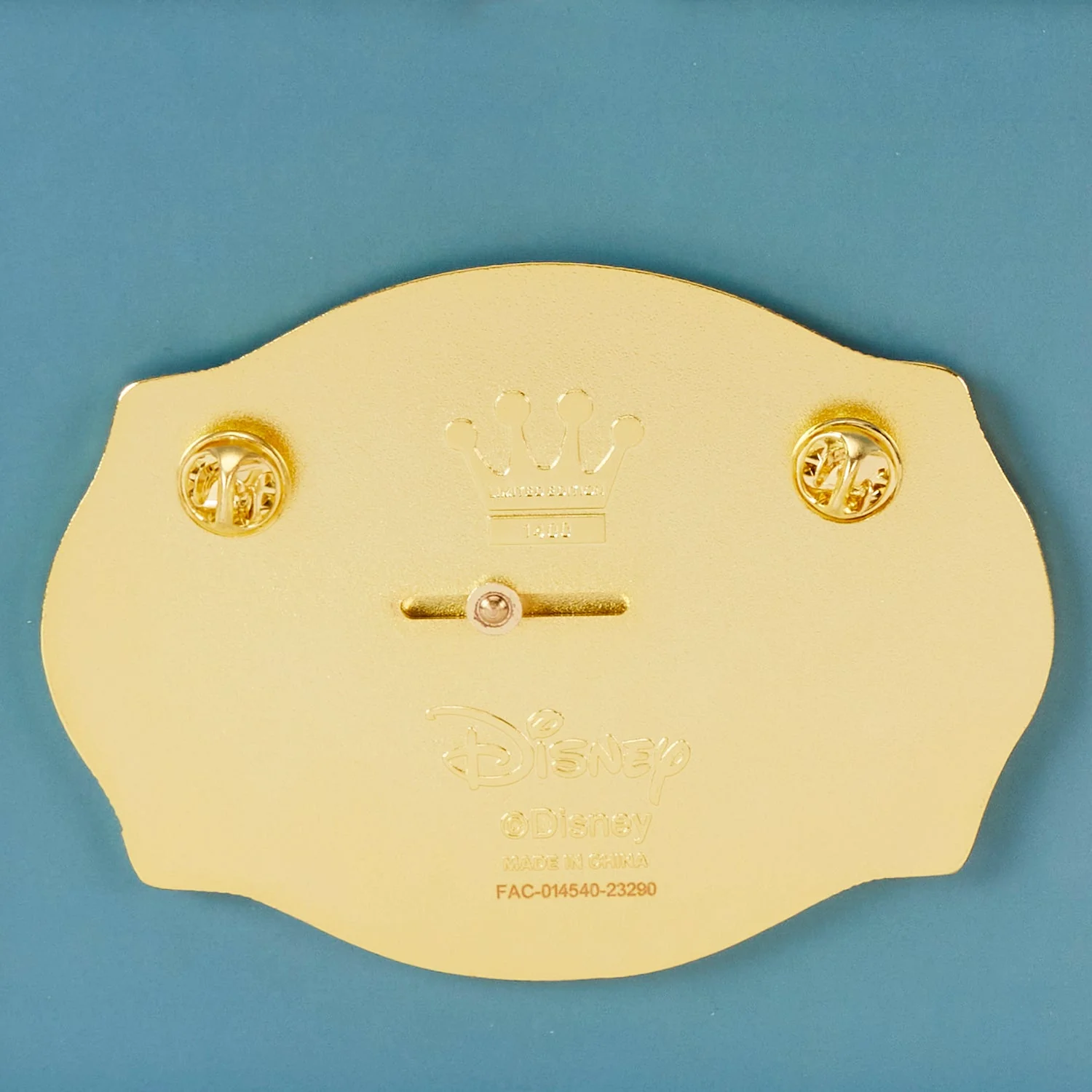Loungefly x Disney Western Mickey and Minnie Mouse Belt Buckle 3 Inch Pin - Image 7