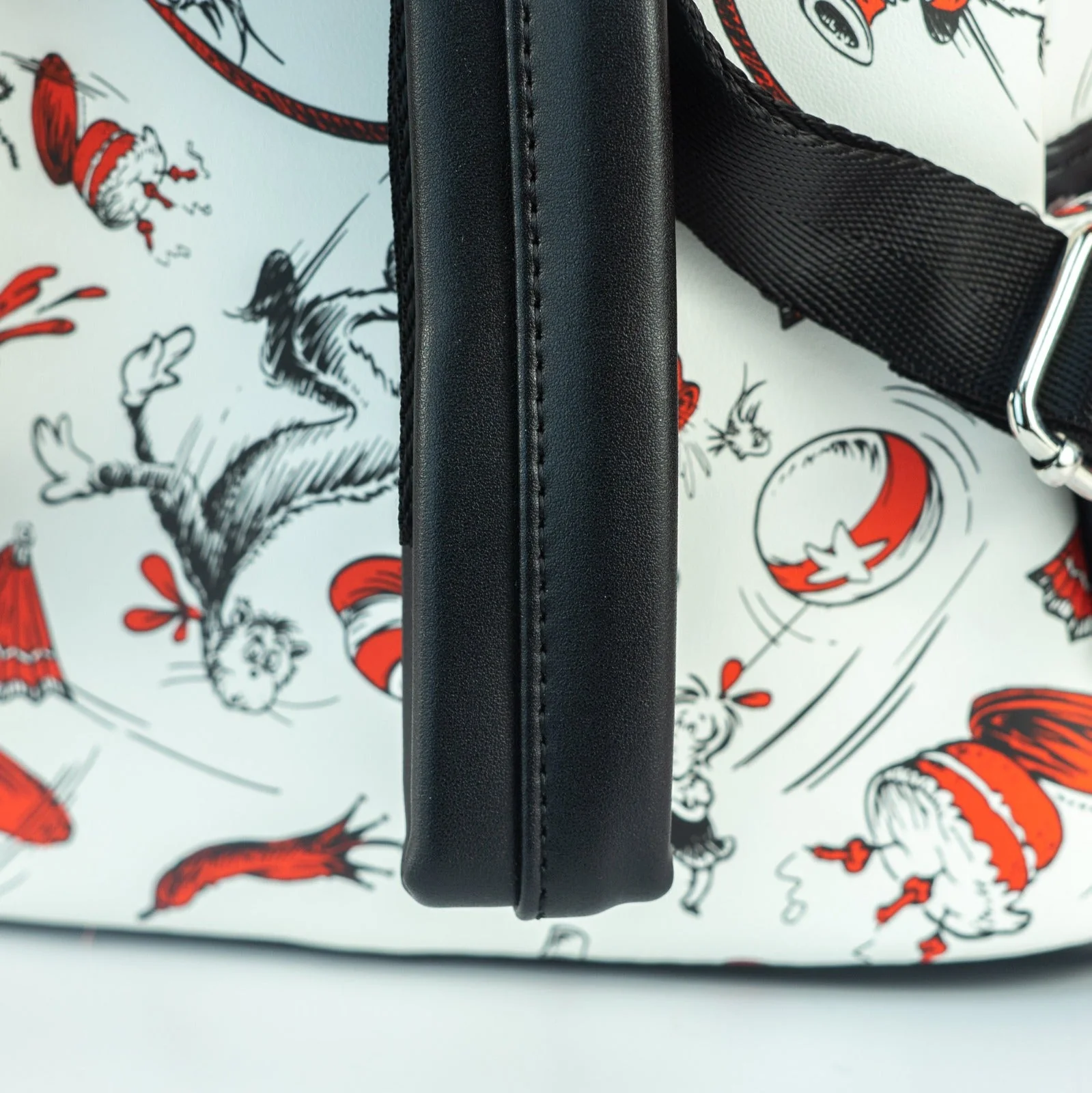 Loungefly x Dr Seuss The Cat In The Hat AOP Mini Backpack - Image 4