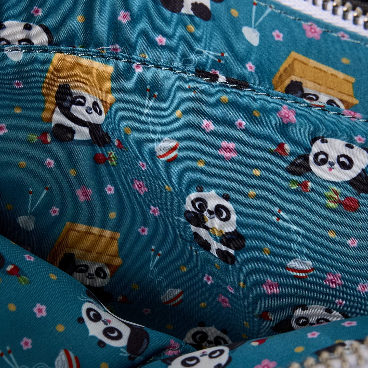 Loungefly x Dreamworks Kung Fu Panda Tote Bag - Image 5