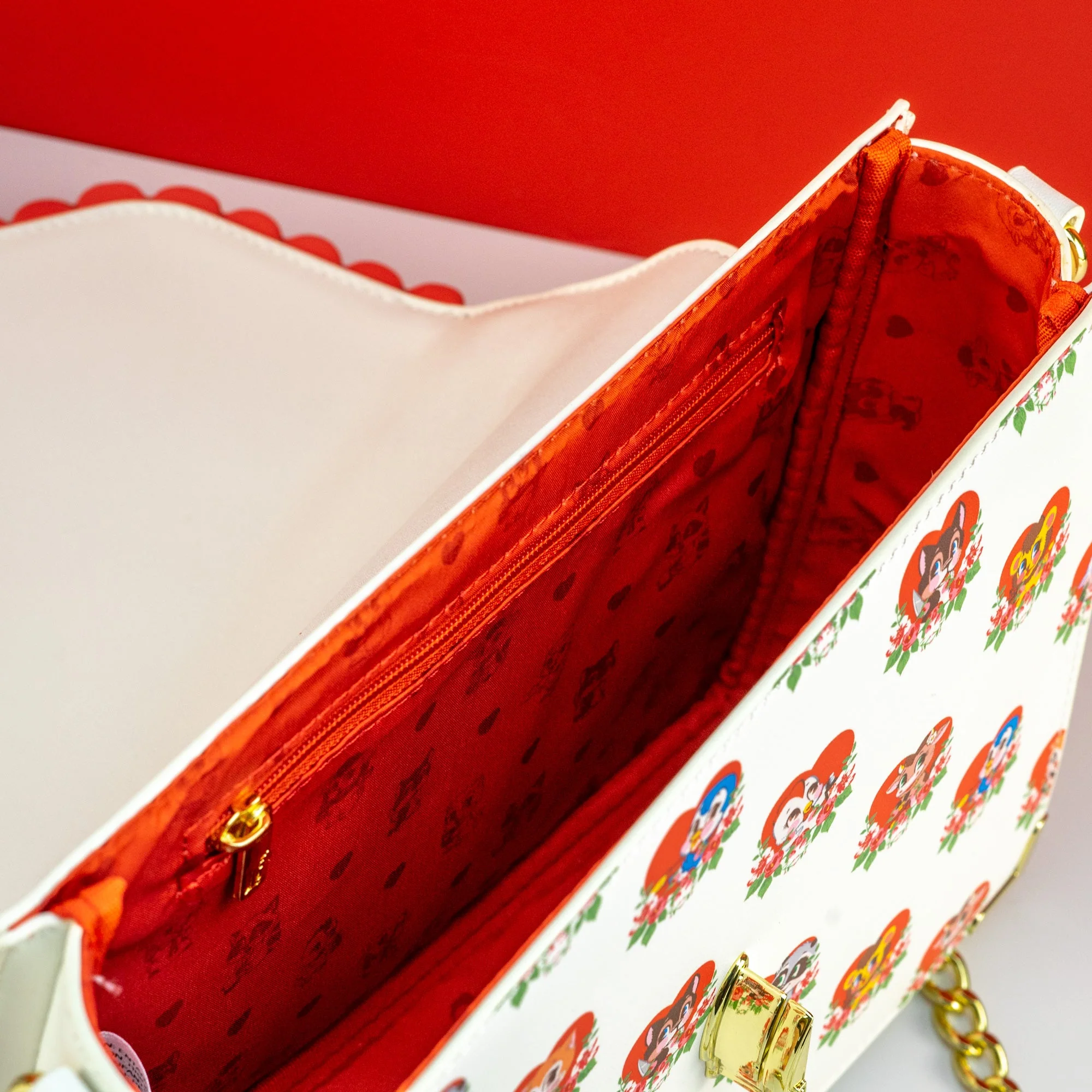 Loungefly x Funko Villainous Valentines Crossbody Bag - Image 4