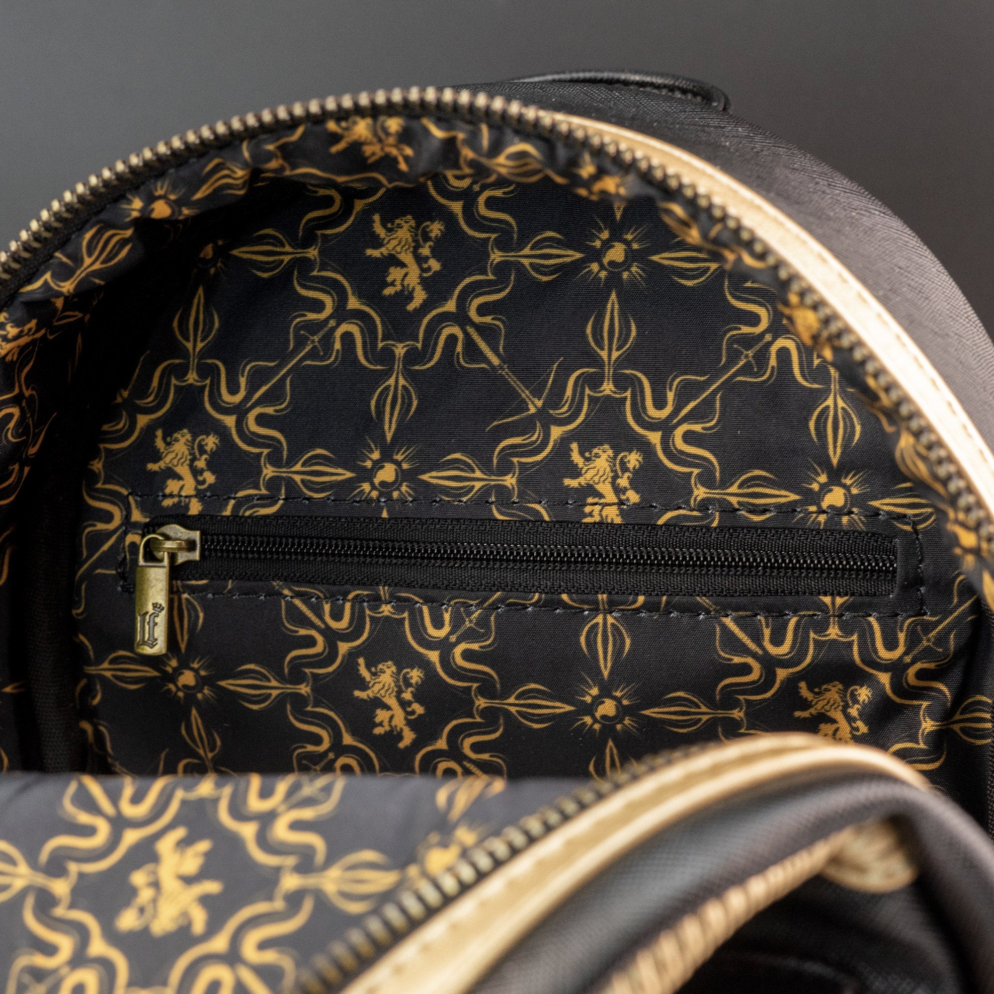 Loungefly x Game of Thrones Queen Cersei Cosplay Mini Backpack - Image 7