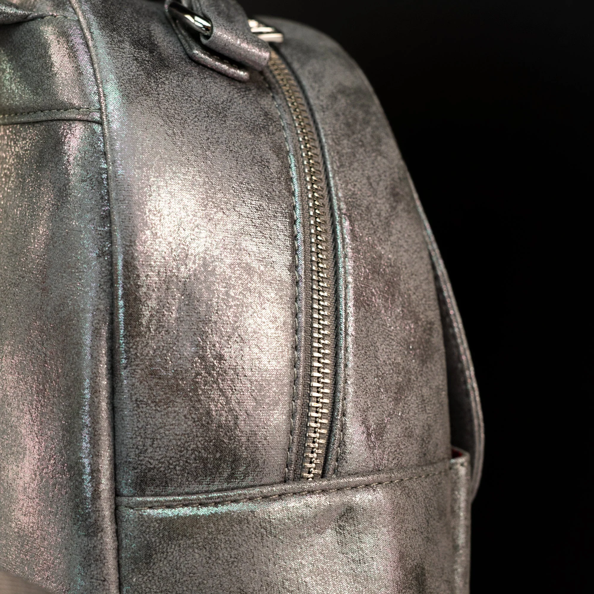 Loungefly x Game of Thrones Daenerys Dragon Chain Mini Backpack - Image 5