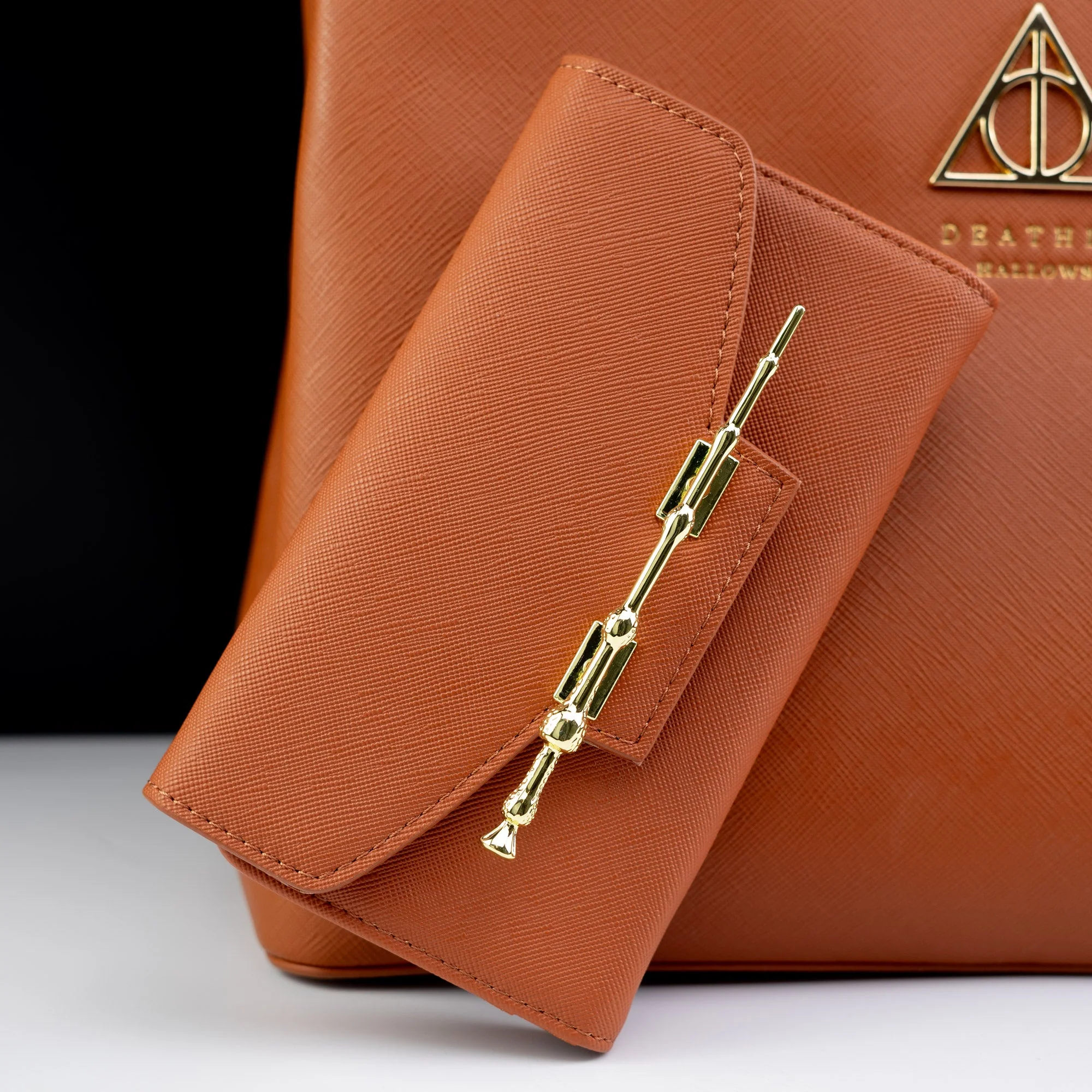 Loungefly x Harry Potter Cognac Saffiano Elder Wand Wallet - Image 4
