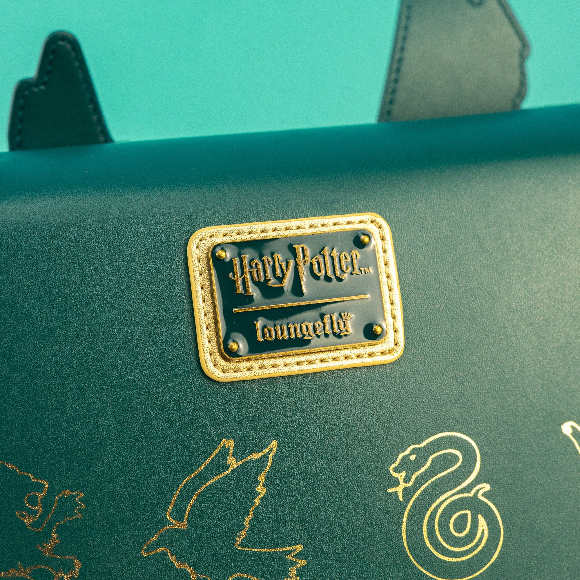 Loungefly x Harry Potter Golden Hogwarts Castle Crossbody Bag - Image 4
