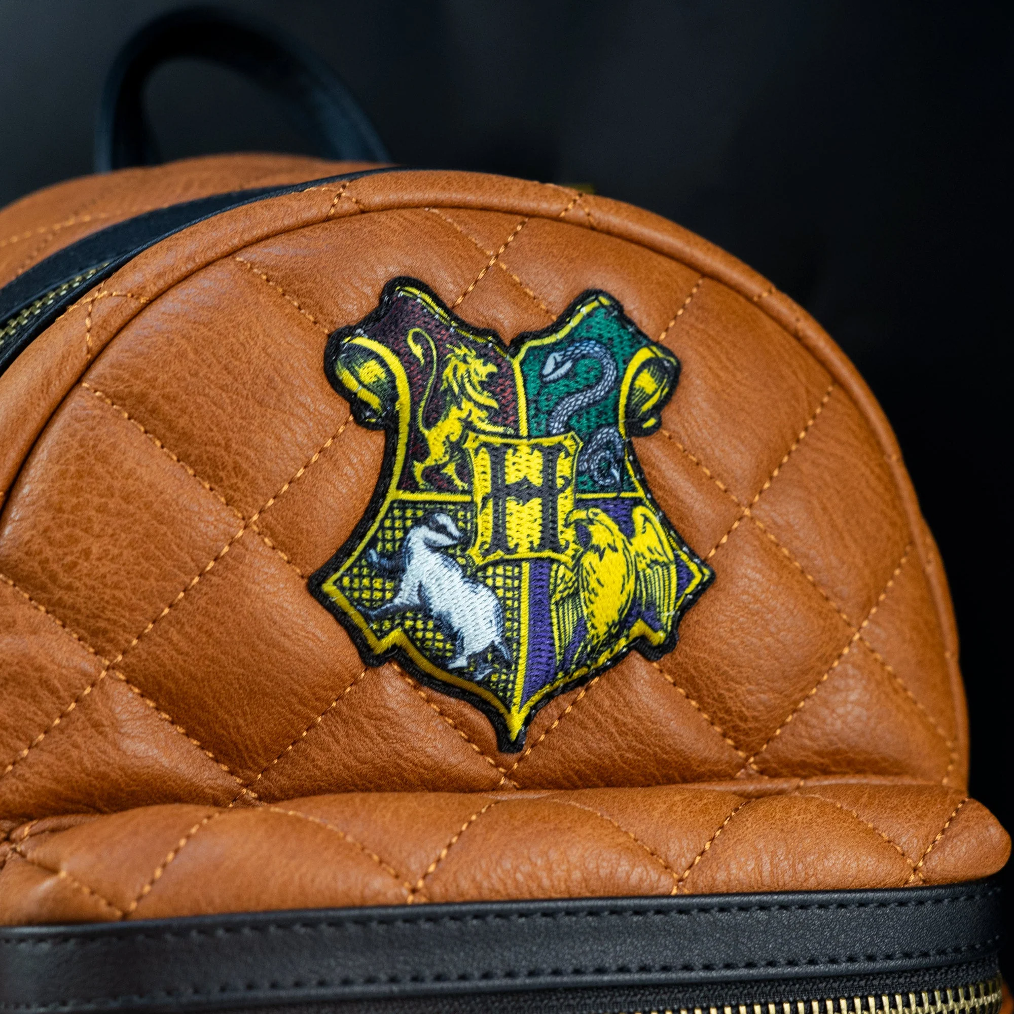 Loungefly x Harry Potter Hogwarts Crest Quilted Mini Backpack - Image 4