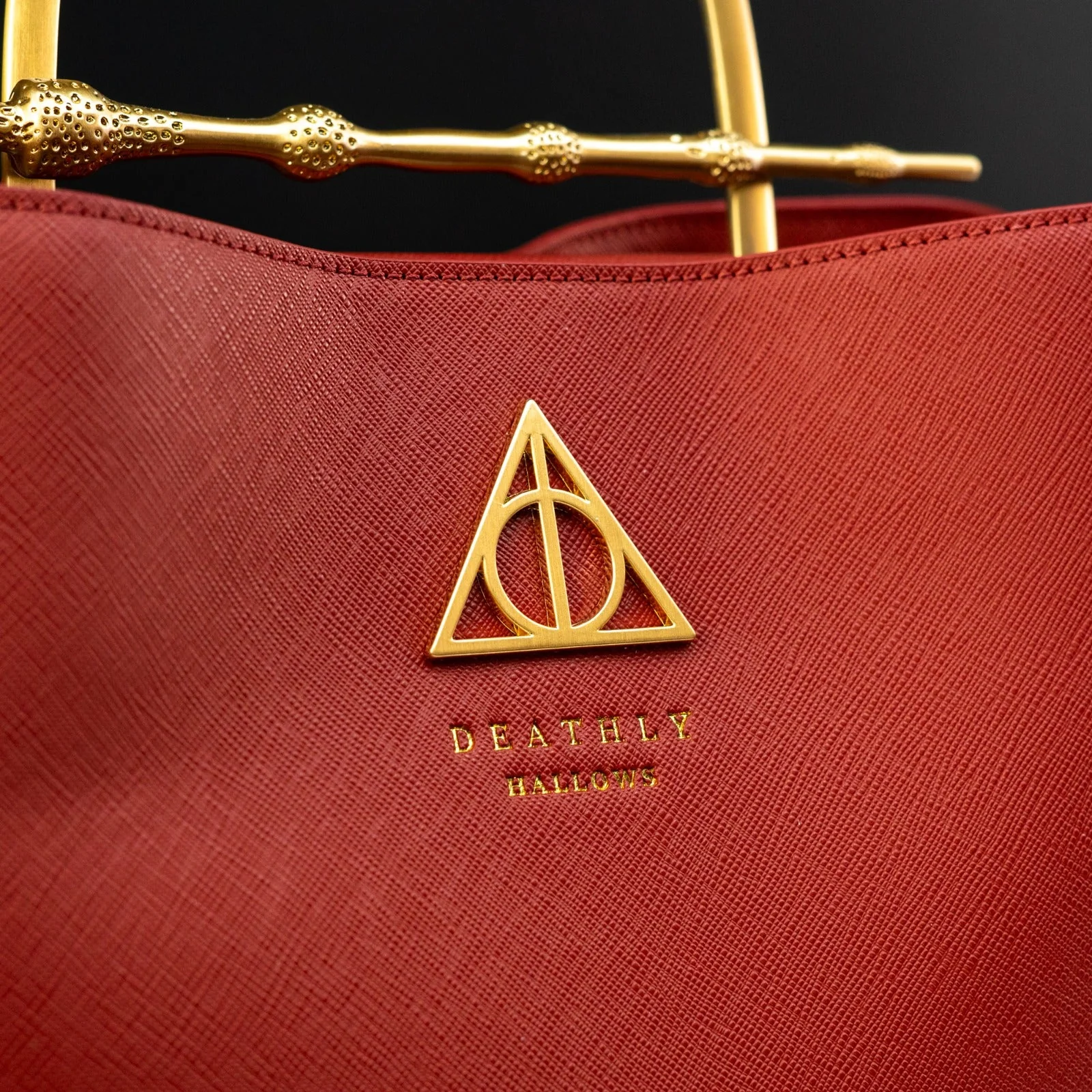 Loungefly x Harry Potter House Gryffindor Red Saffiano Elder Wand Crossbody Handbag - Image 3