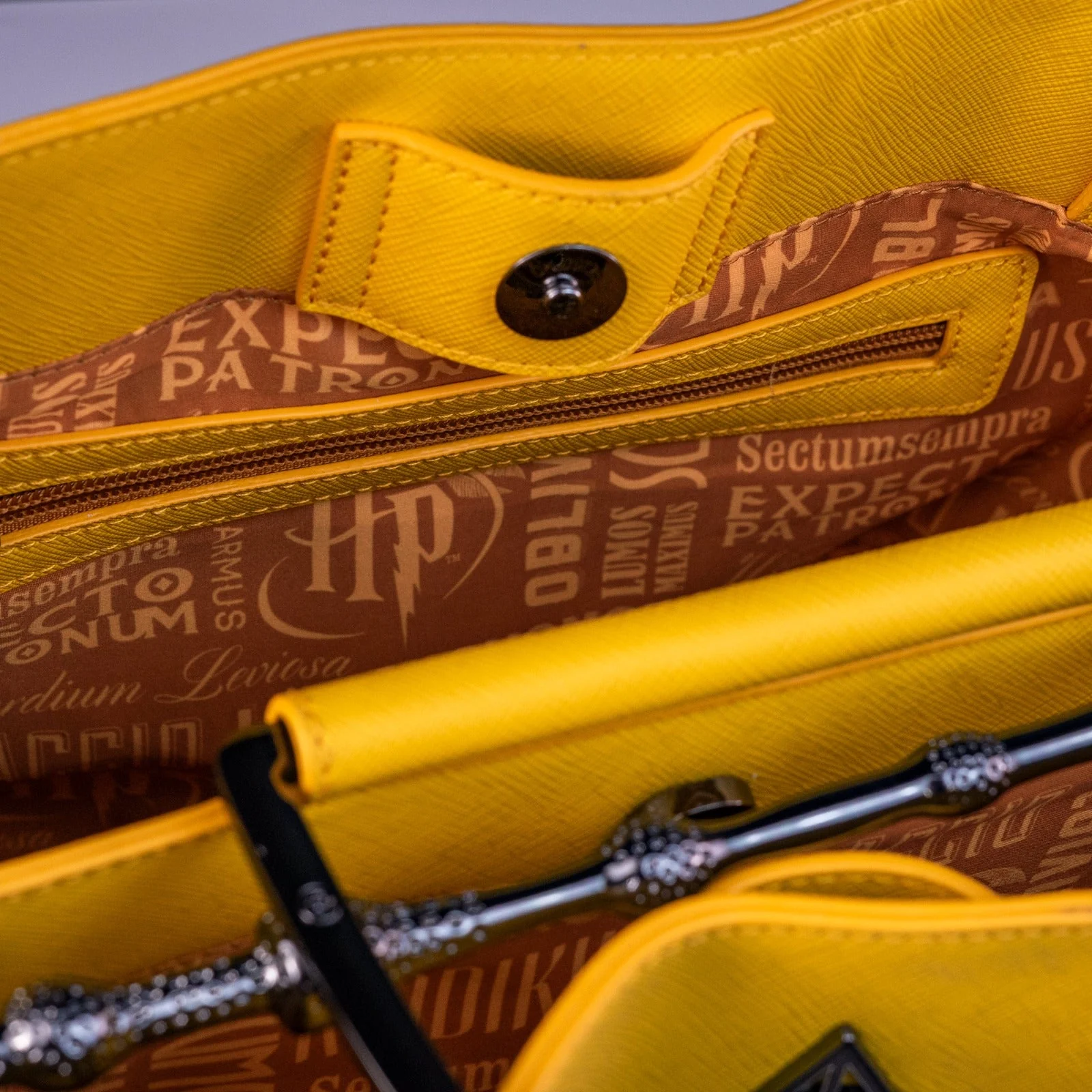 Loungefly x Harry Potter House Hufflepuff Yellow Saffiano Elder Wand Crossbody Handbag - Image 6