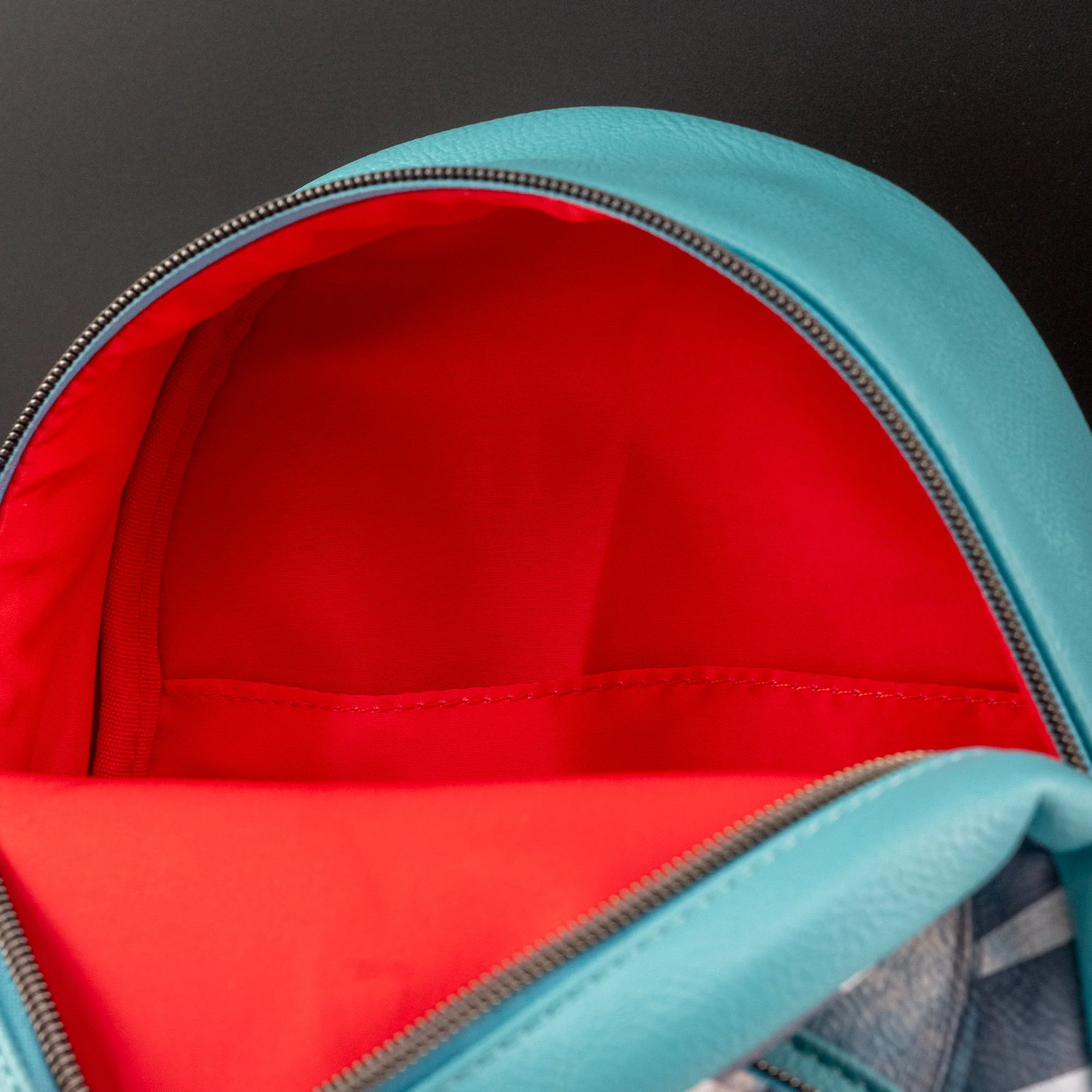 Loungefly x IT Pennywise Mini Backpack - Image 8