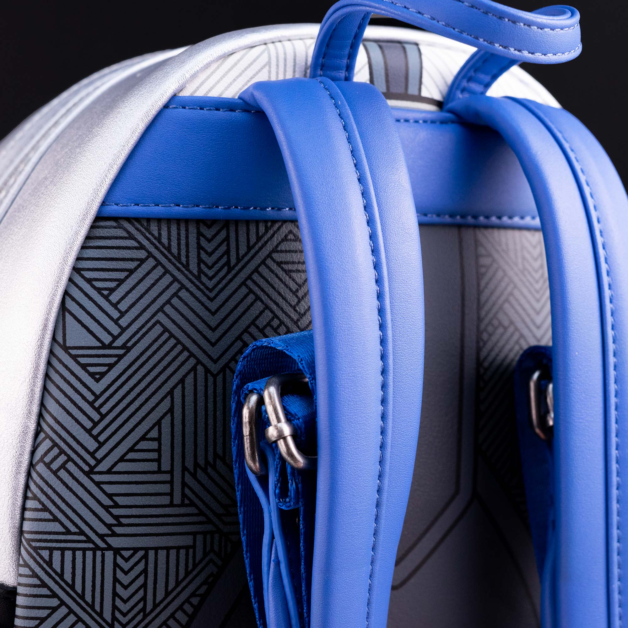 Loungefly x Marvel Thor The Love King Mini Backpack - Image 6