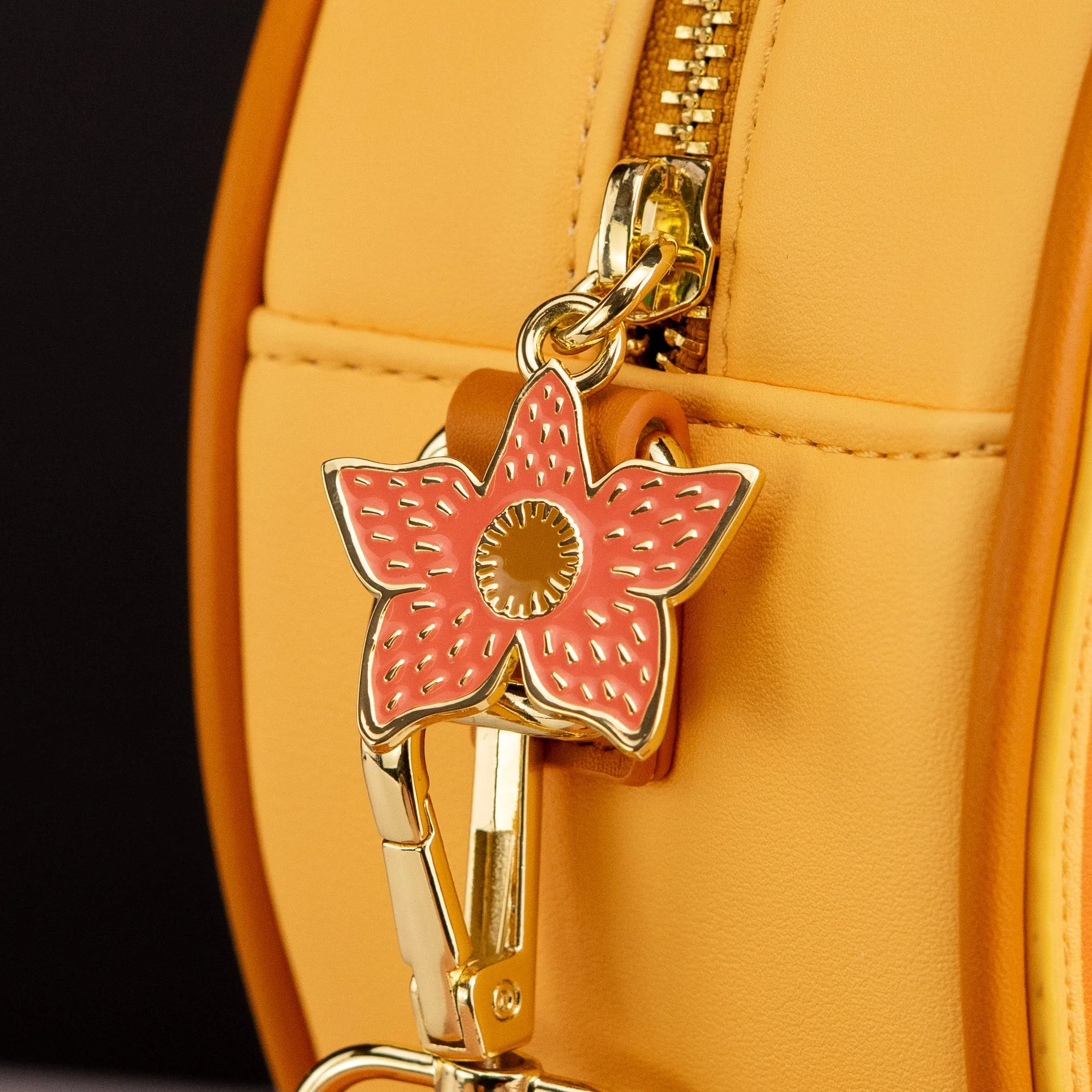 Loungefly x Netflix Stranger Things Waffle Crossbody Bag - Image 5