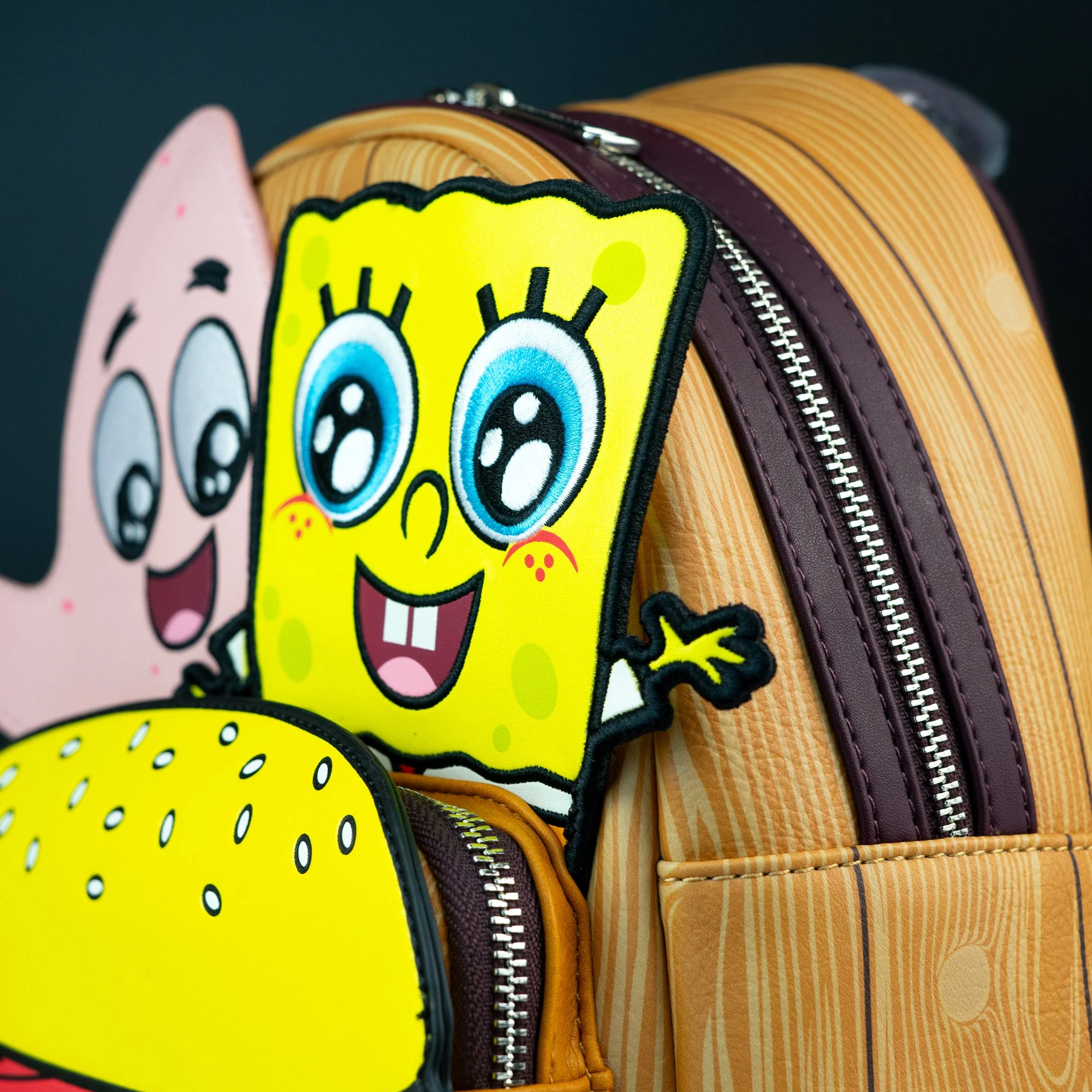 Loungefly x Nickelodeon SpongeBob Krabby patty Group Mini Backpack - Image 3