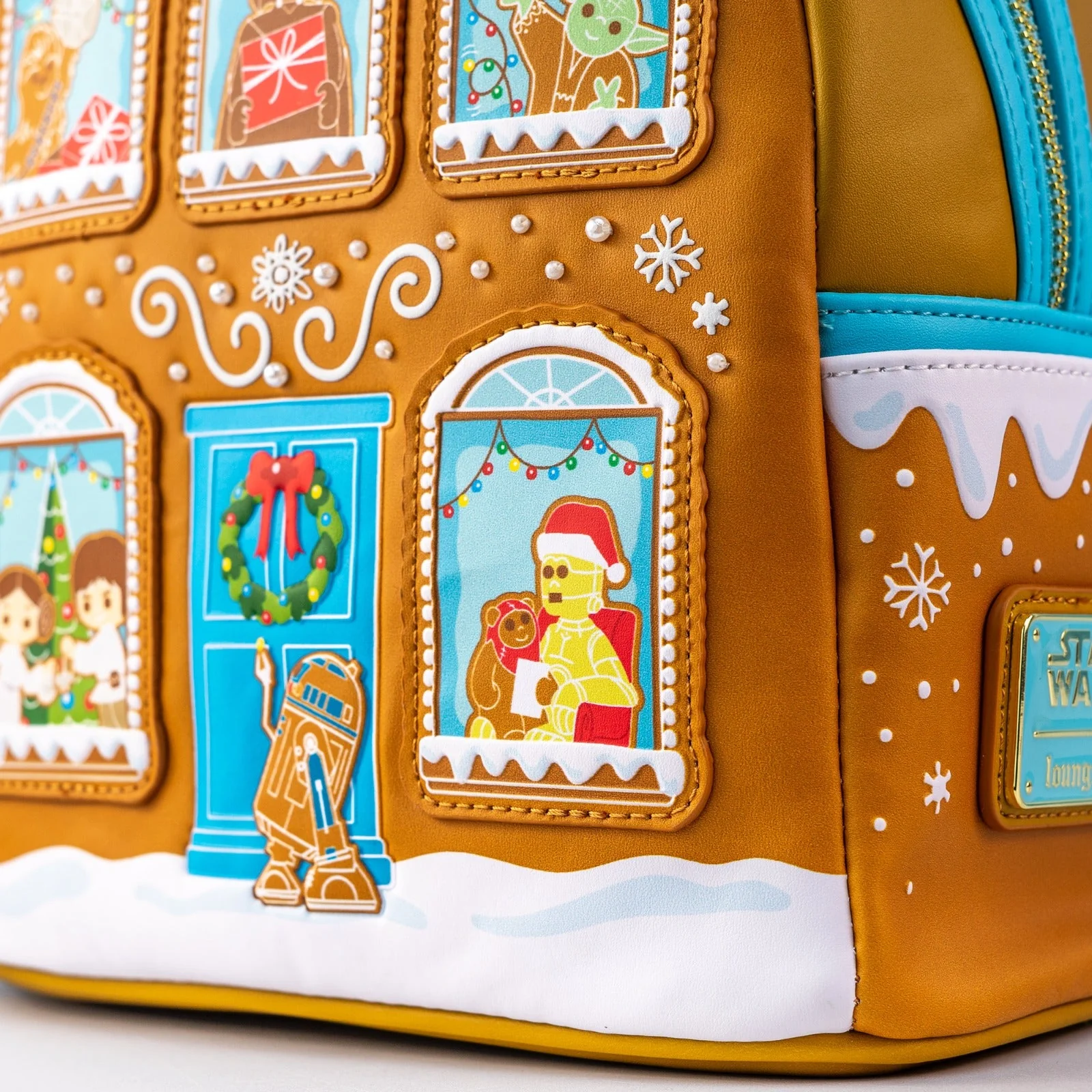 Loungefly x Star Wars Festive Gingerbread House Mini Backpack - Image 3