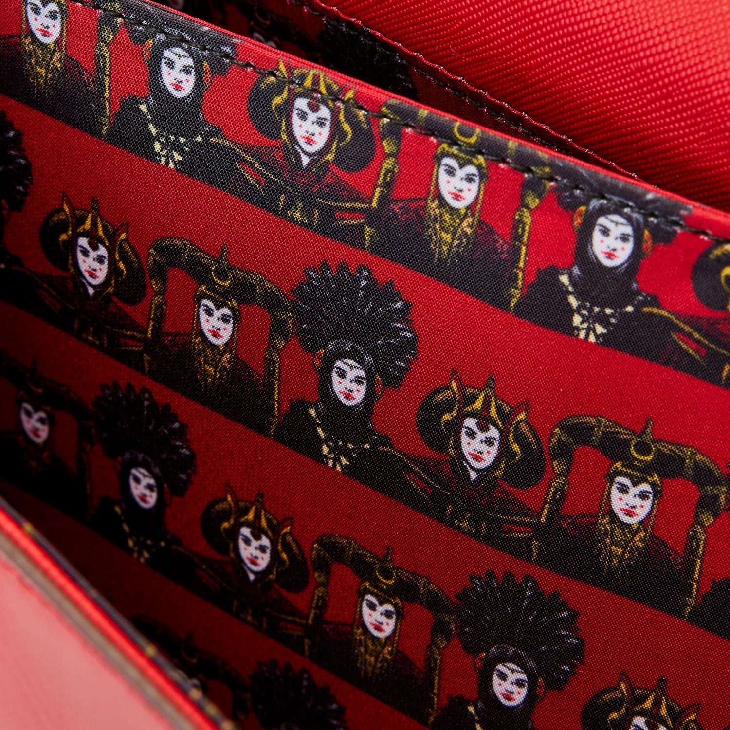 Loungefly x Star Wars Queen Amidala Cosplay Crossbody Bag - Image 5