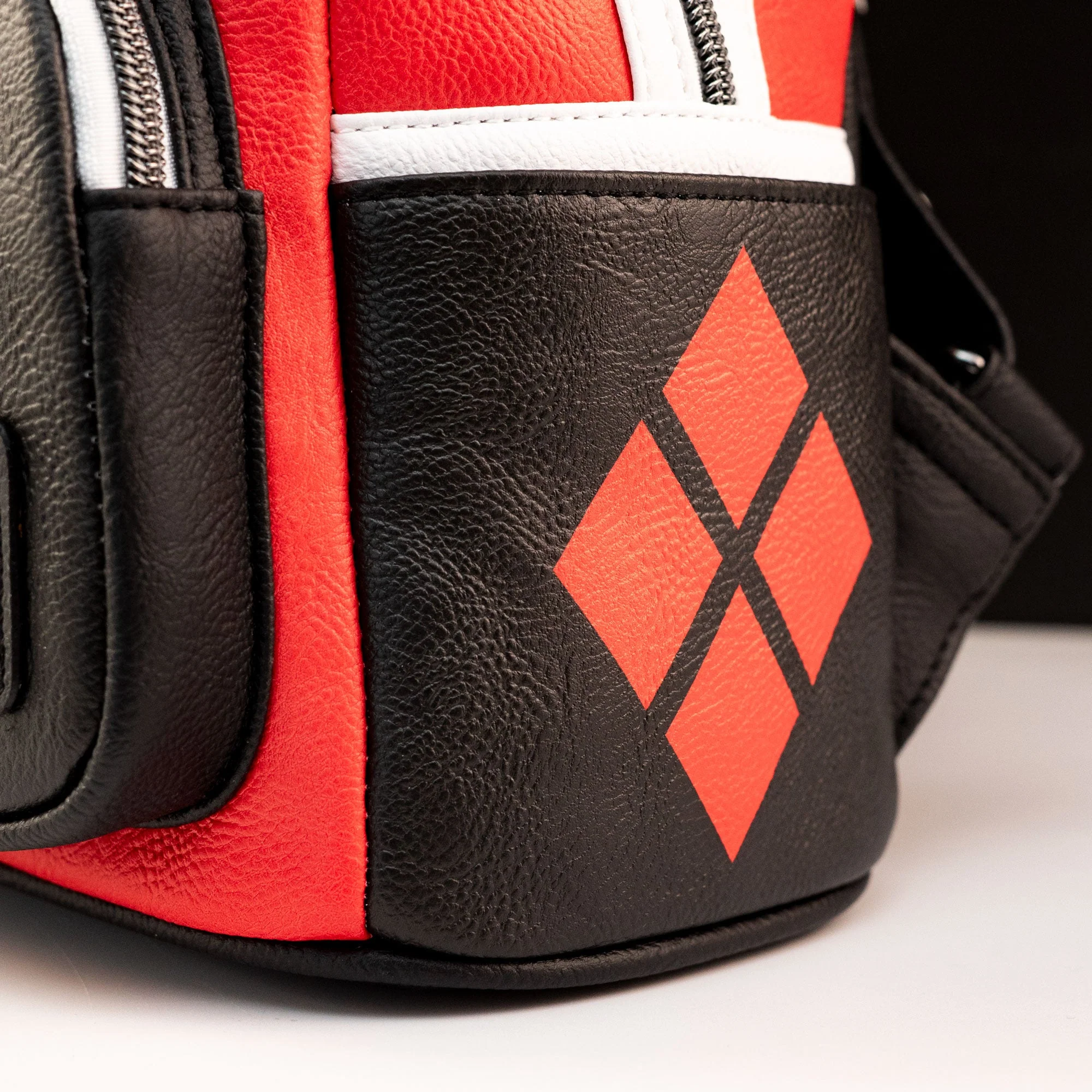 Loungefly x DC Comics Batman Harley Quinn Cosplay Mini Backpack - Image 6