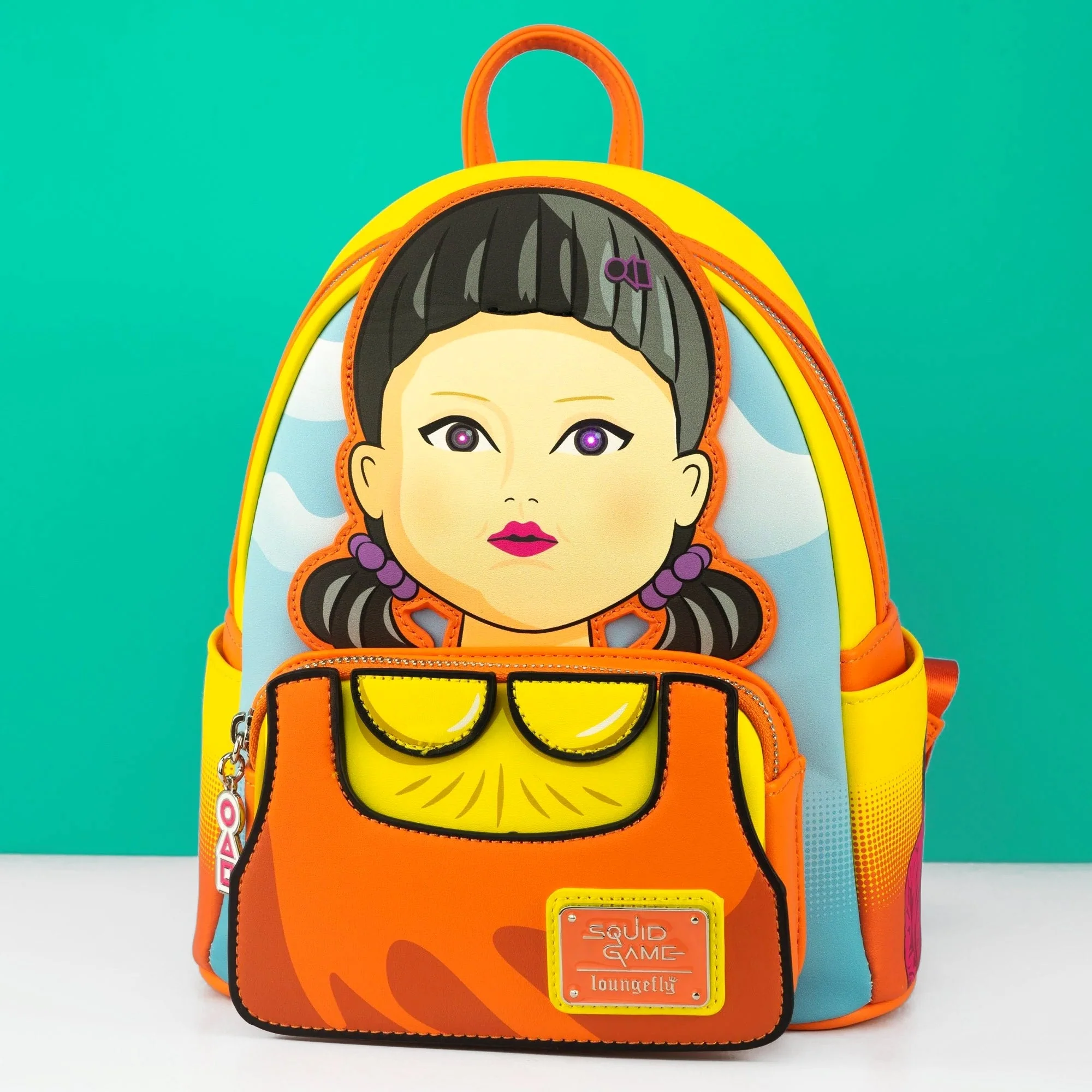 [OUTLET] Loungefly x Netflix Squid Game Red Light, Green Light Mini Backpack - Image 2