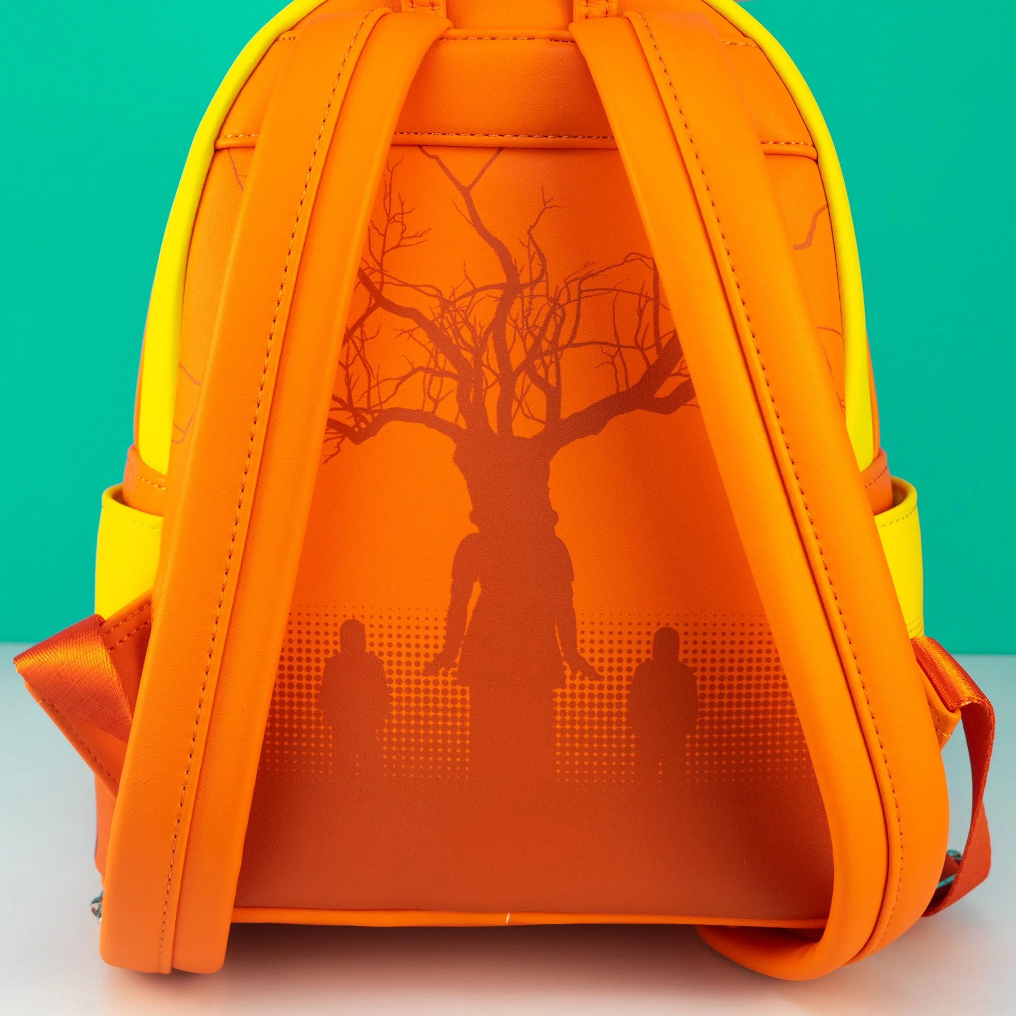 [OUTLET] Loungefly x Netflix Squid Game Red Light, Green Light Mini Backpack - Image 8