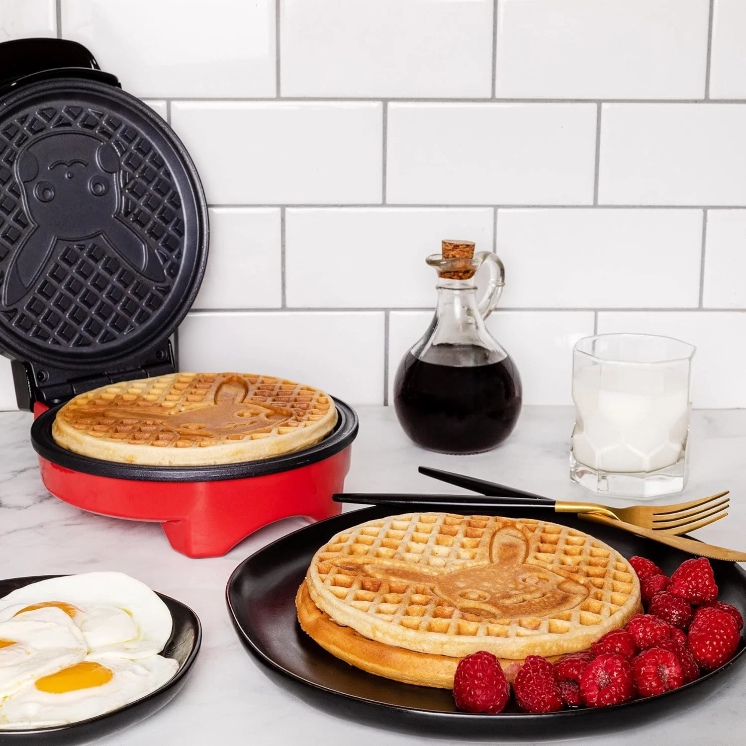 Pokémon Pikachu Electronic Waffle Maker - Image 3