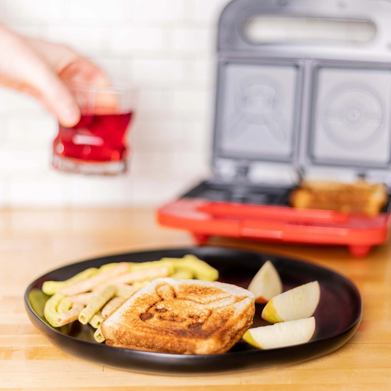 Pokémon Electronic Grilled Cheese Toastie Maker - Image 3