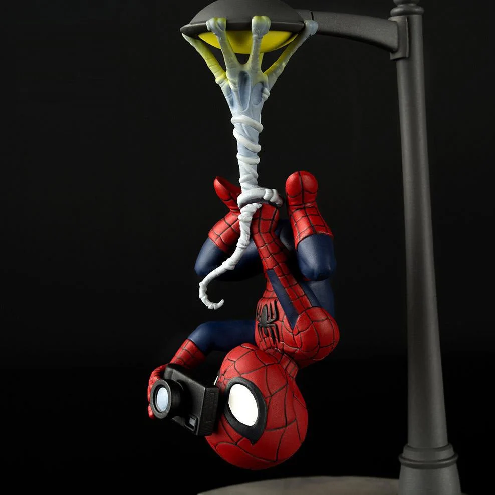 Spider-Man Cam Q-Fig Diorama - Image 3