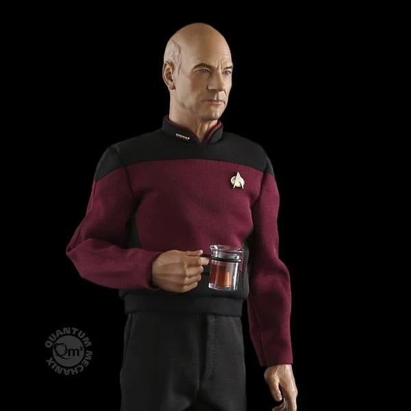 Star Trek TNG Picard 1:6 Scale Figure - Image 4